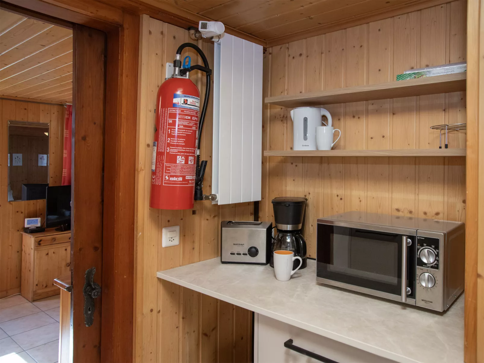 Rousserolles rez gauche-Inside