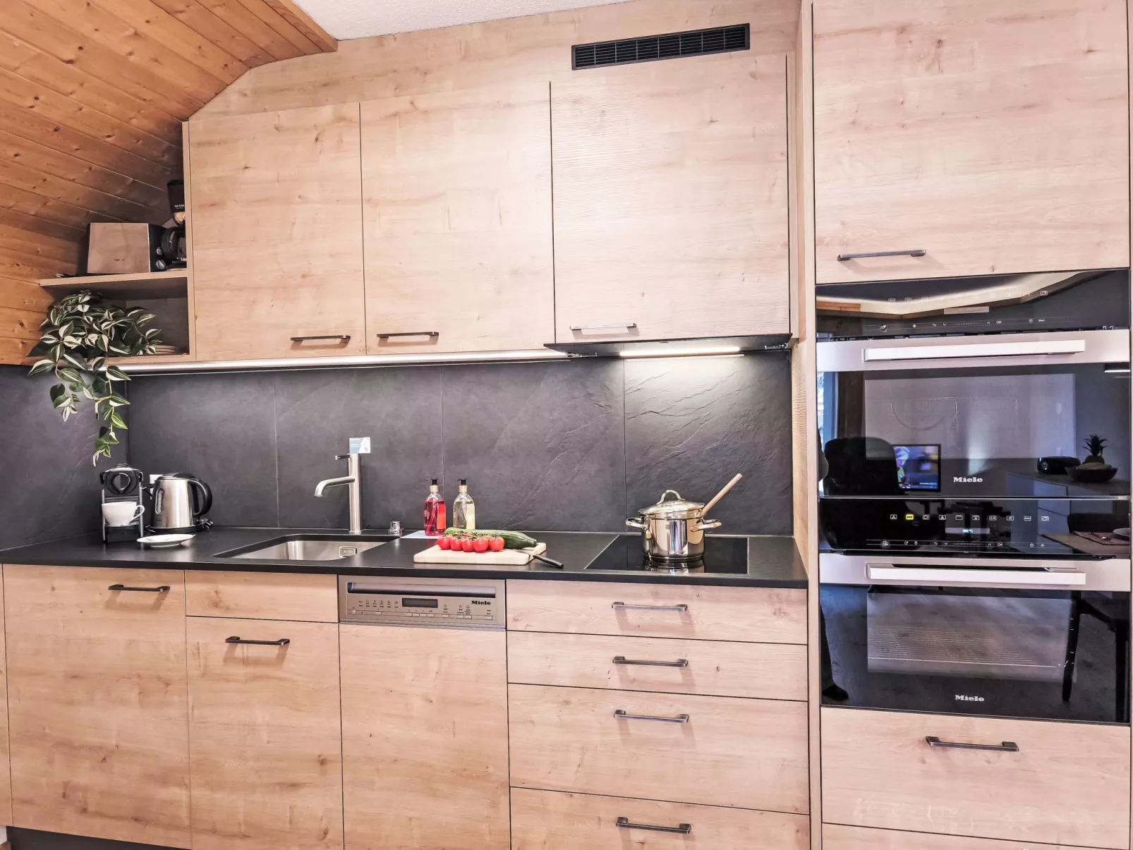 Eiger Residence Apt.A/425-Inside