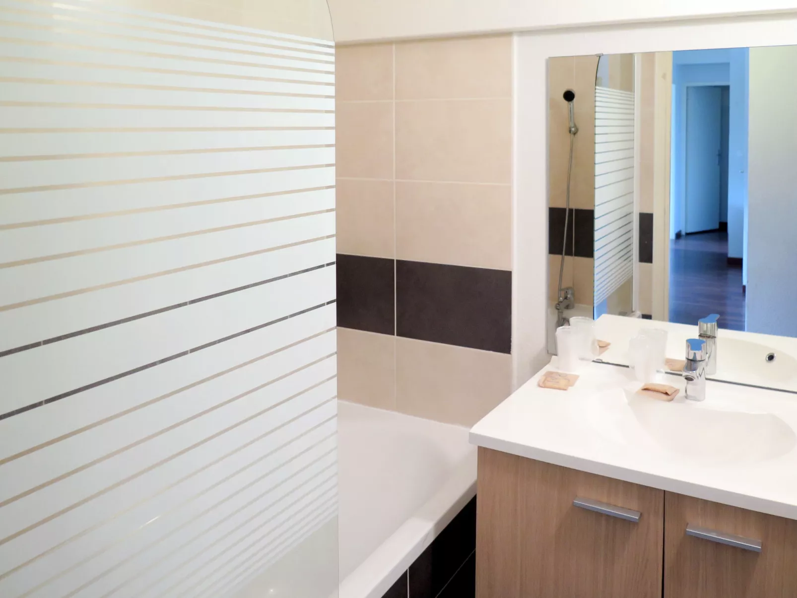 Les Rives du Lac-Drinnen