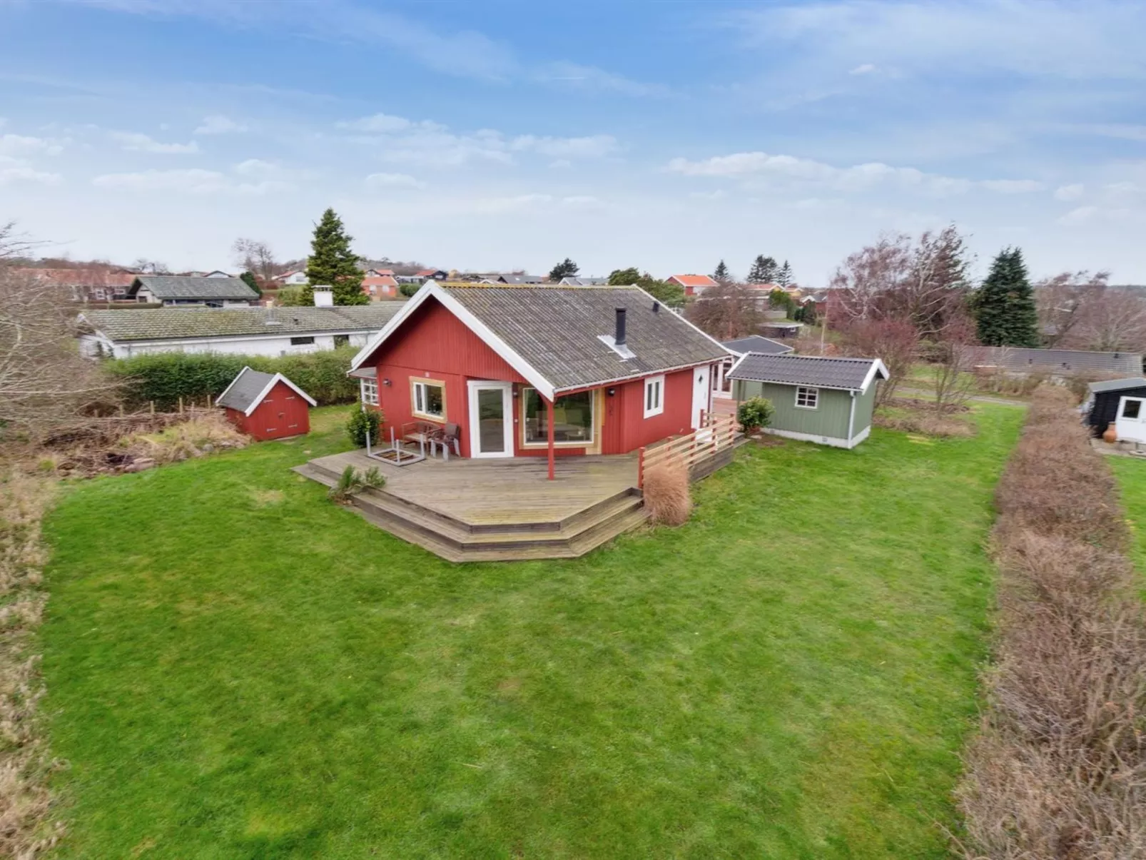 "Marlies" - 300m from the sea - Outside