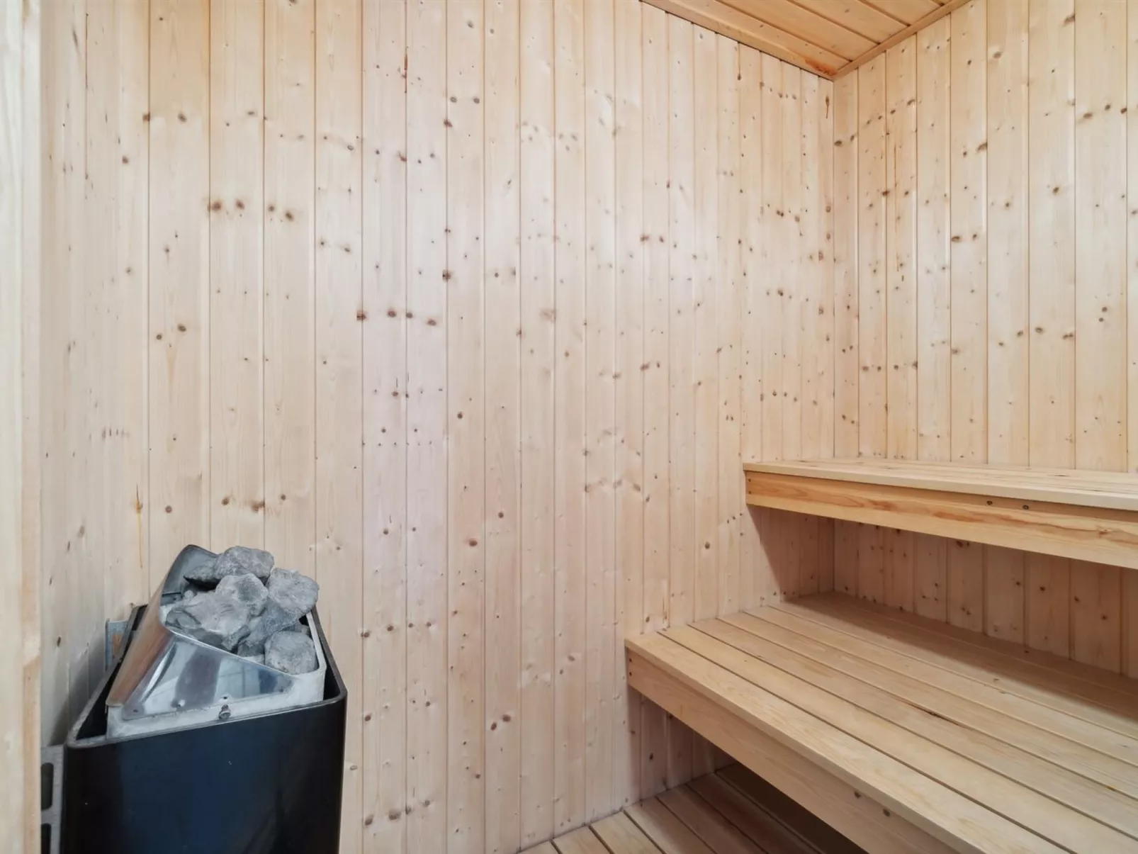 "Anly" - 250m from the sea-Dedans