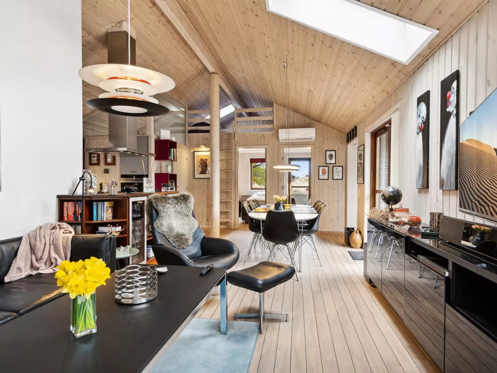 "Nannah" - 100m from the sea-Drinnen