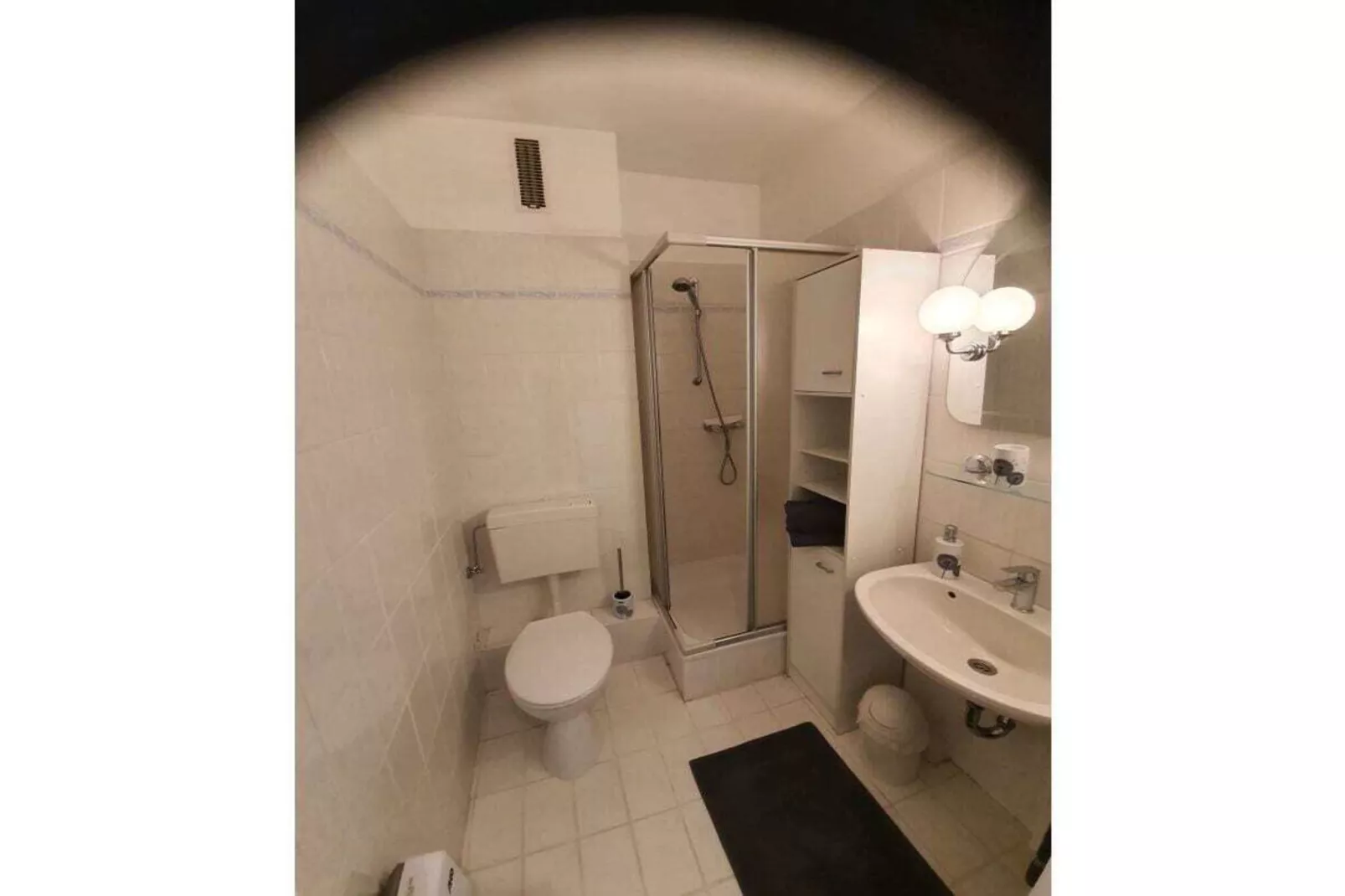 292612-Bathroom