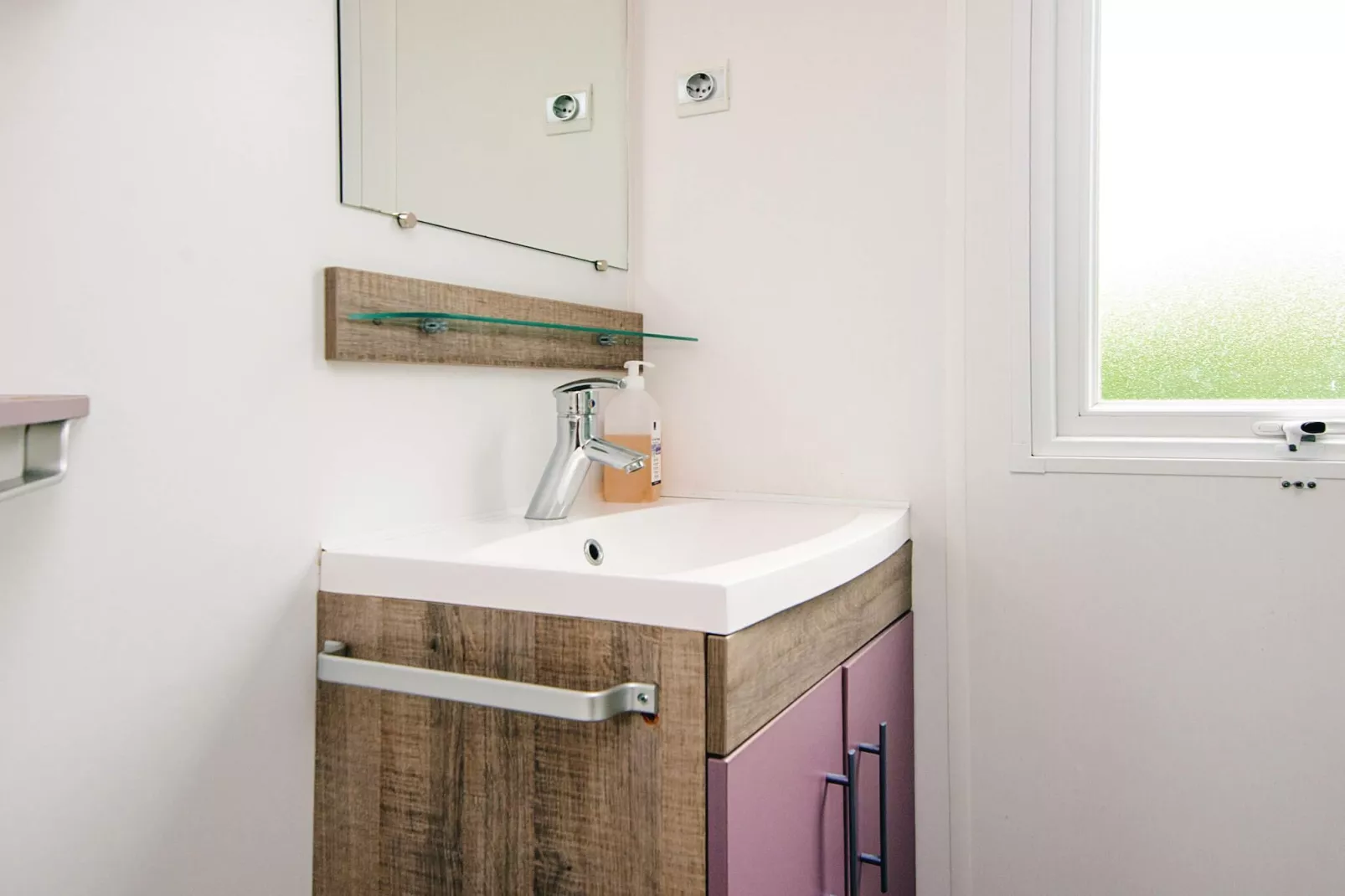 Hytte til 4 pers., med WC-Indoor