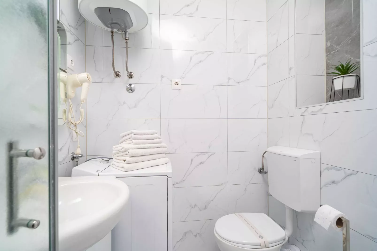 Apartments Senjo - One Bedroom Apartment with Balcony and Sea View (4 adults) (Apartman 3)-Bathroom