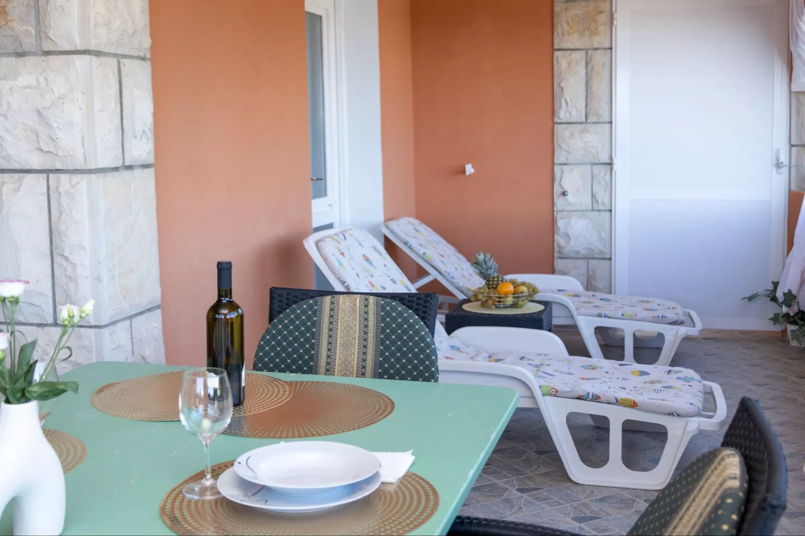 Apartments Sea Line - Two Bedroom Apartment with Terrace and Sea View-Salle à manger