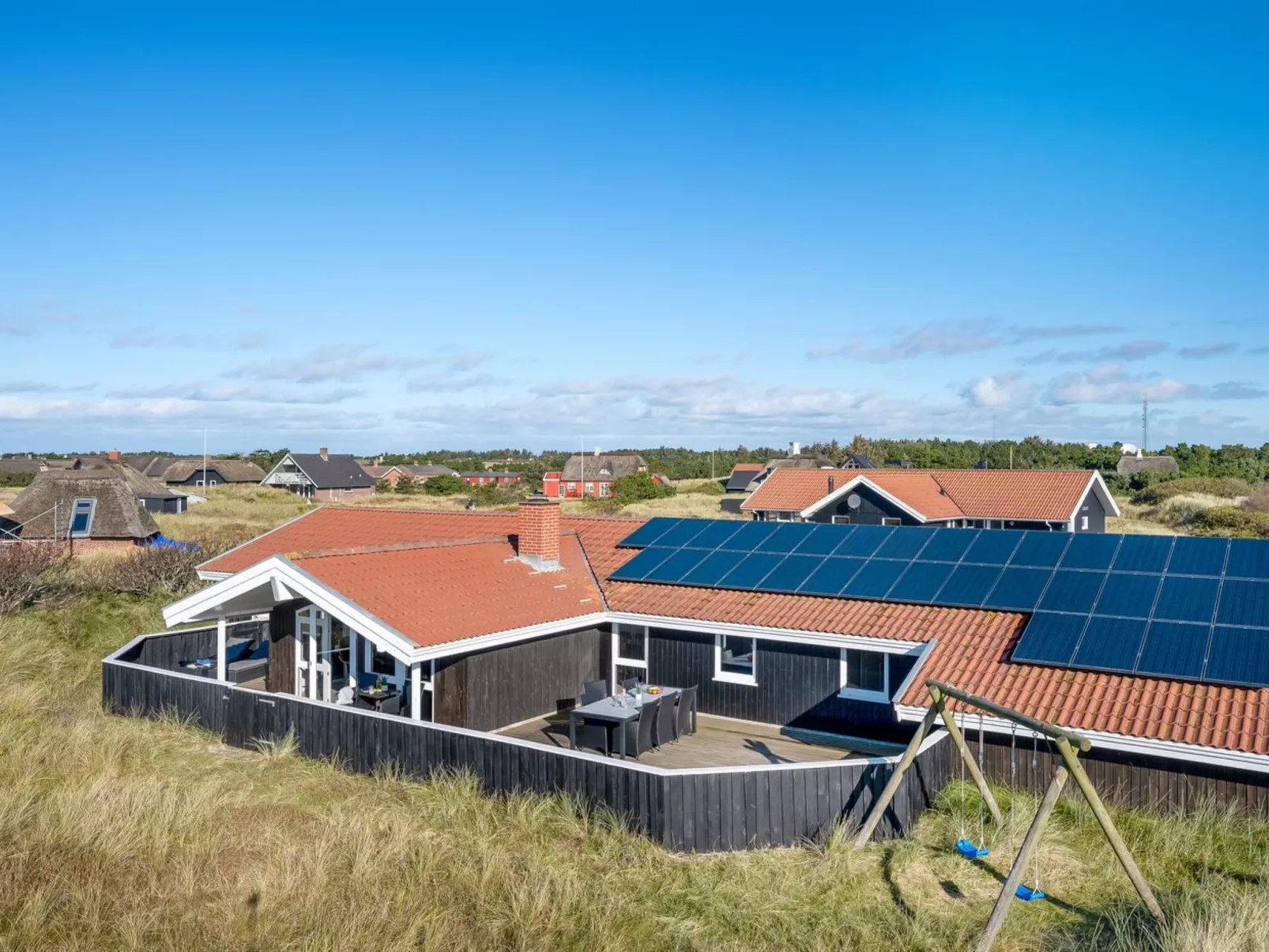 "Jaana" - 10m from the sea - Outside