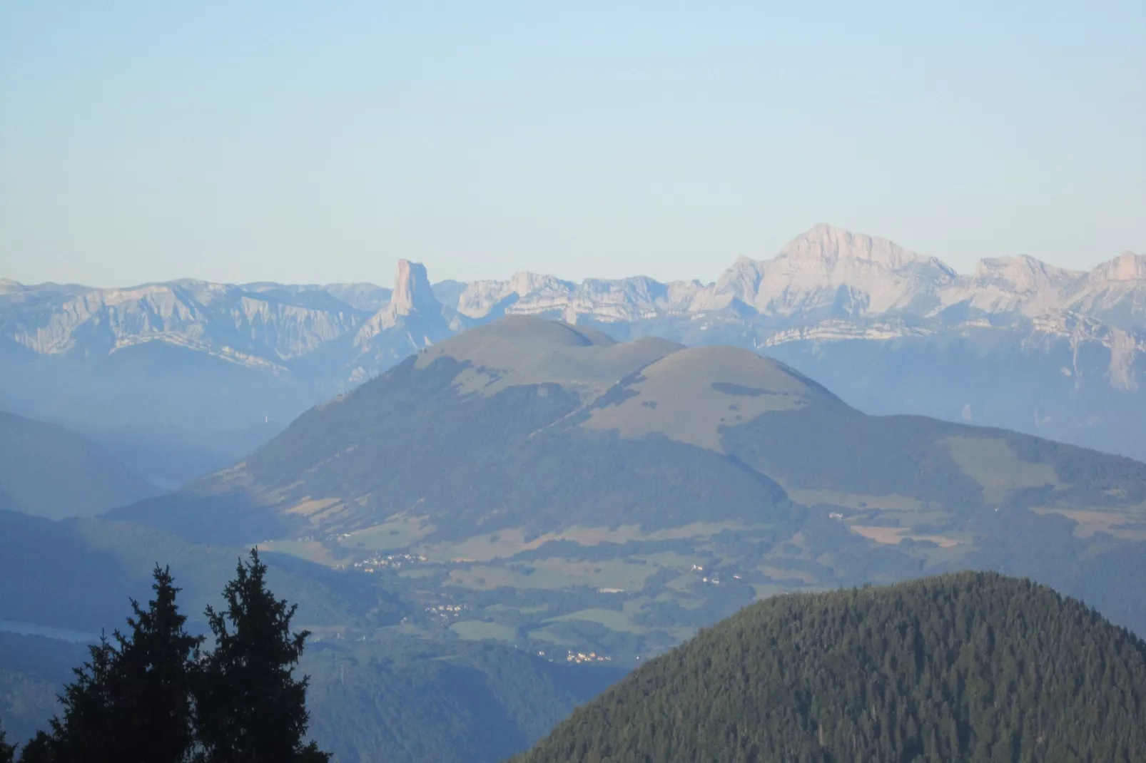 Vercors 2 009-FAMILLE & MONTAGNE appart. 6 pers - Vue d'hiver