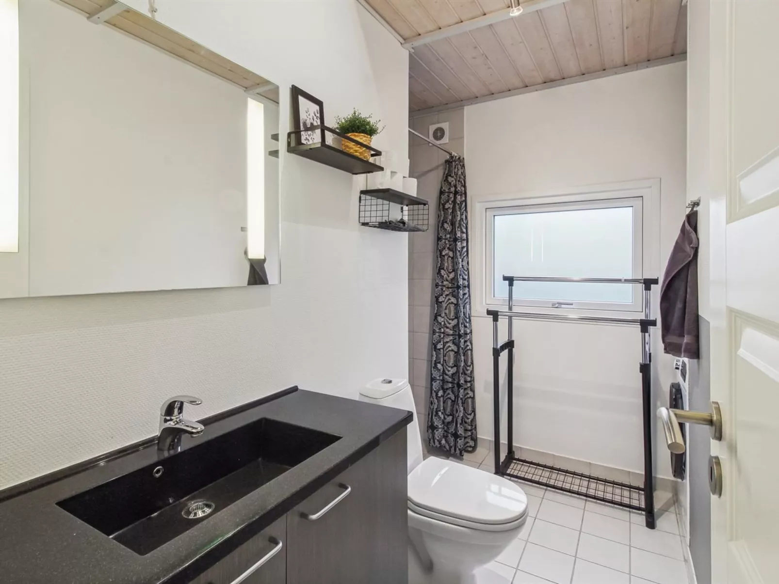 "Nedelko" - 30km from the sea-Inside