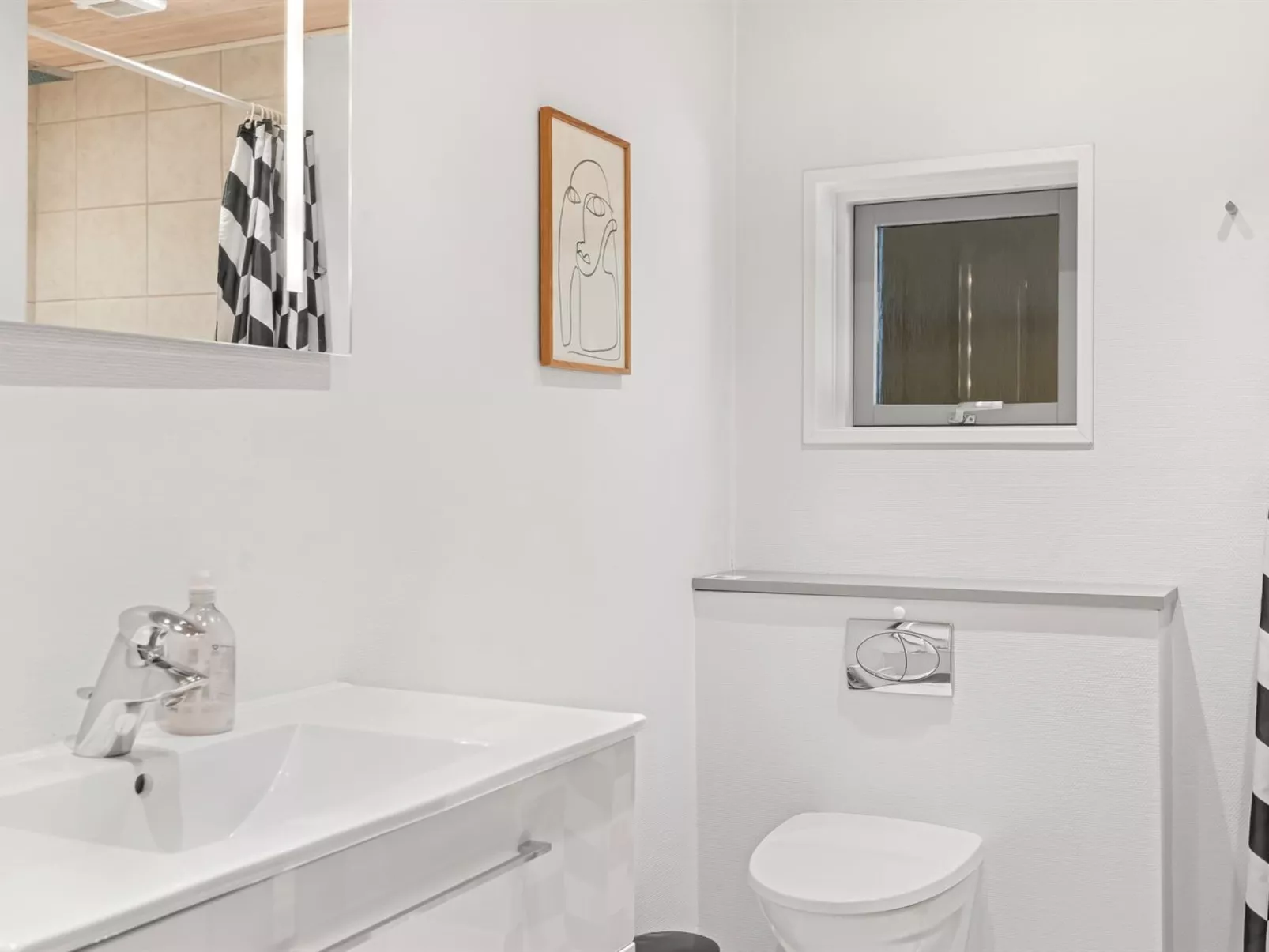 "Ephra" - 150m from the sea-Inside