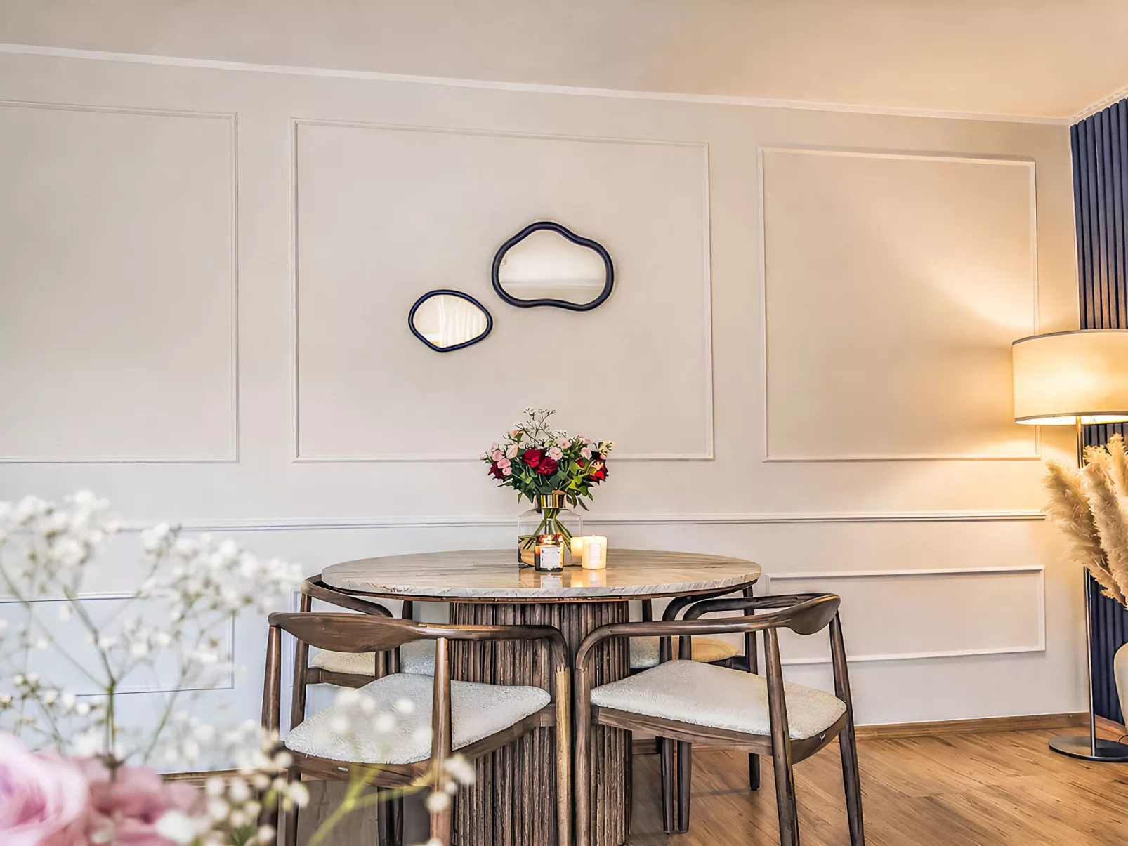 Am Obersalzberg-Inside