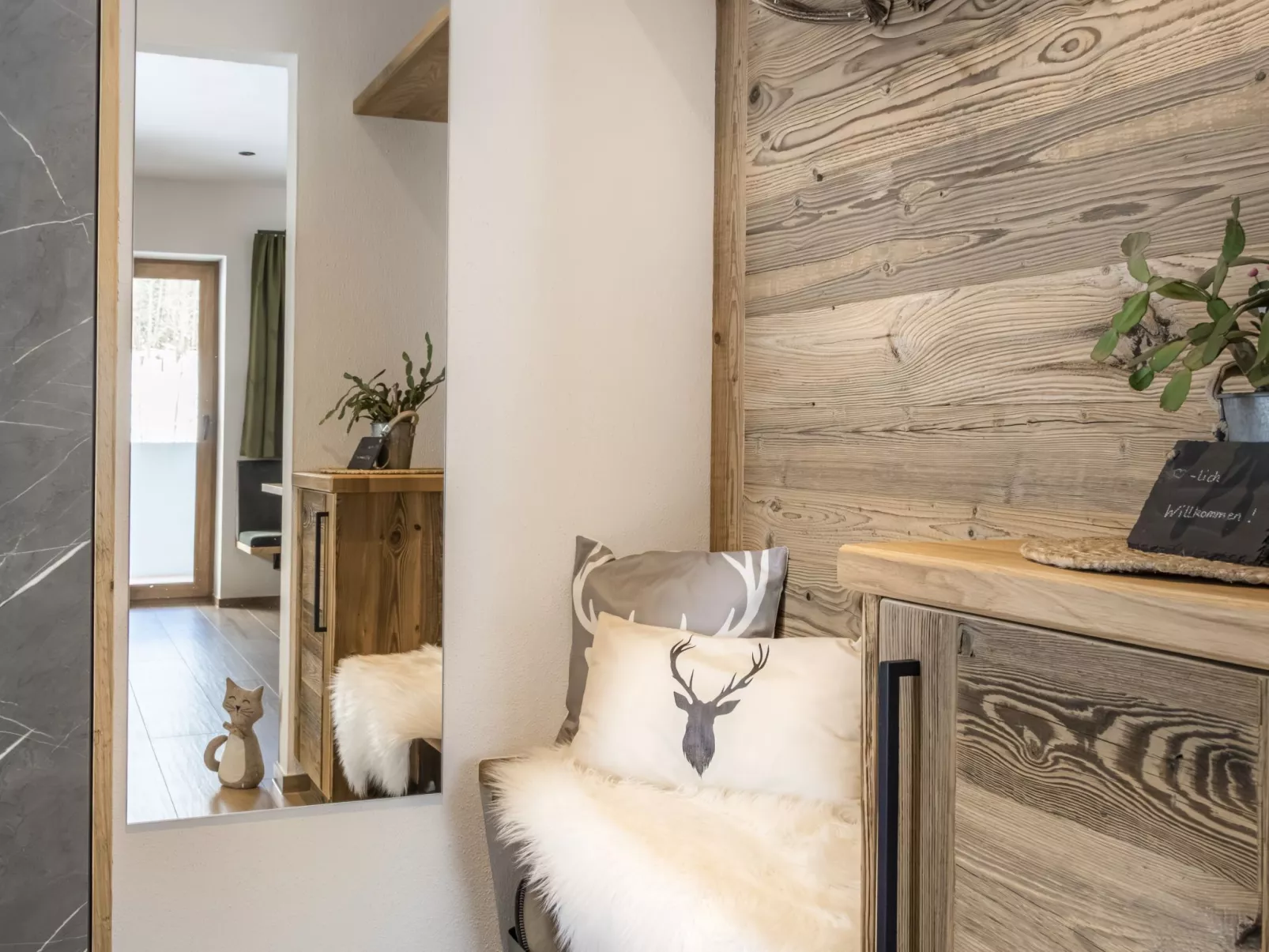 Jagerstüberl-60qm EG mit gr Terrasse - Dedans