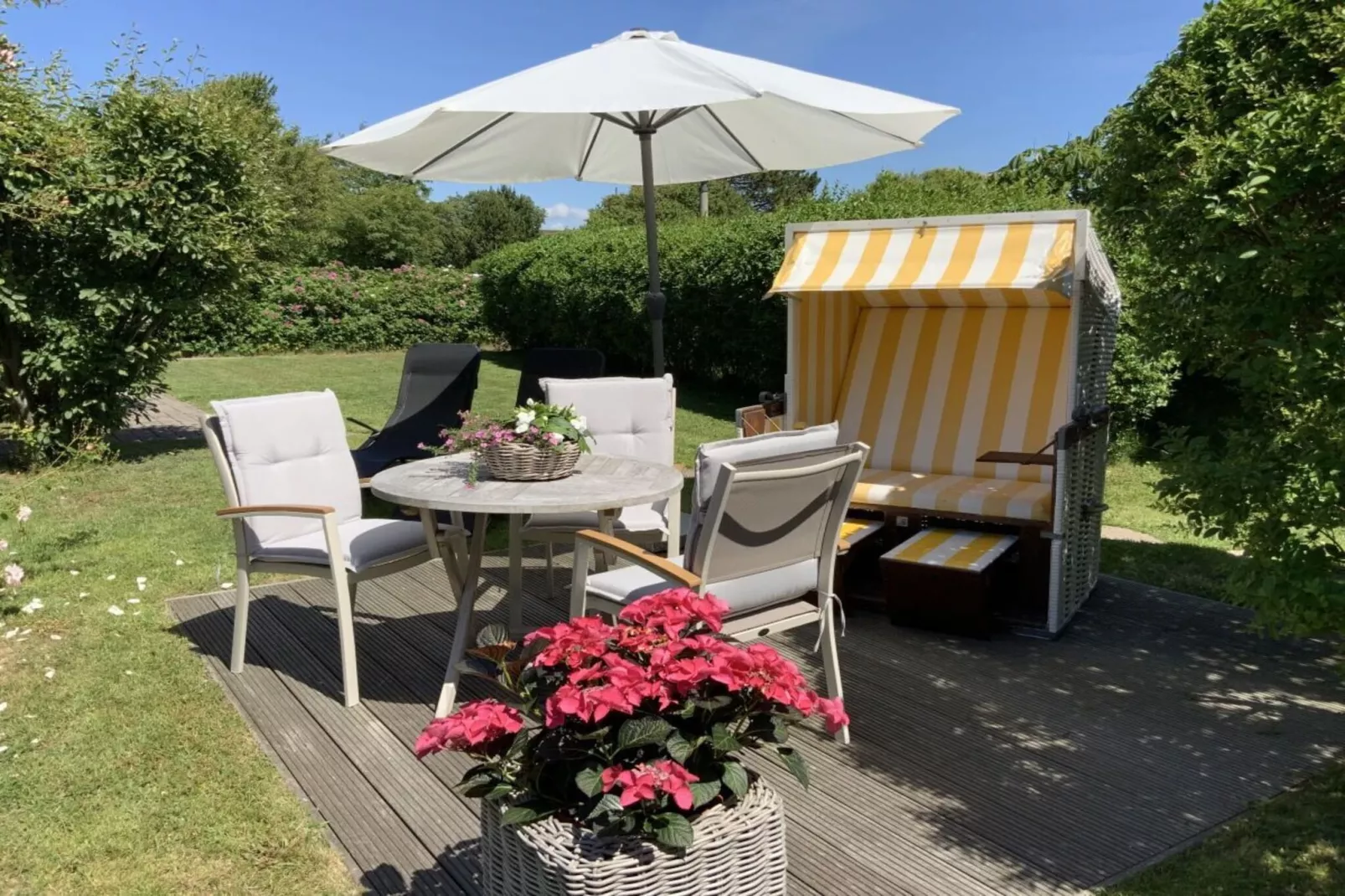 278289-Terrasse / balcon