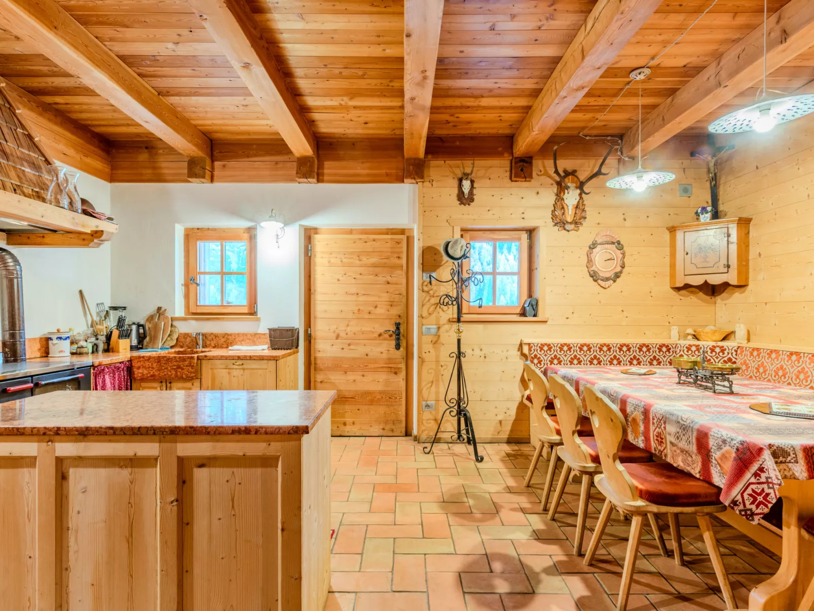 Maset Pozzati-Drinnen