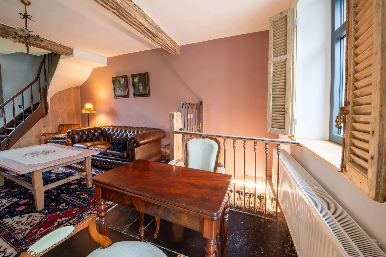 Maison Rose - Living room