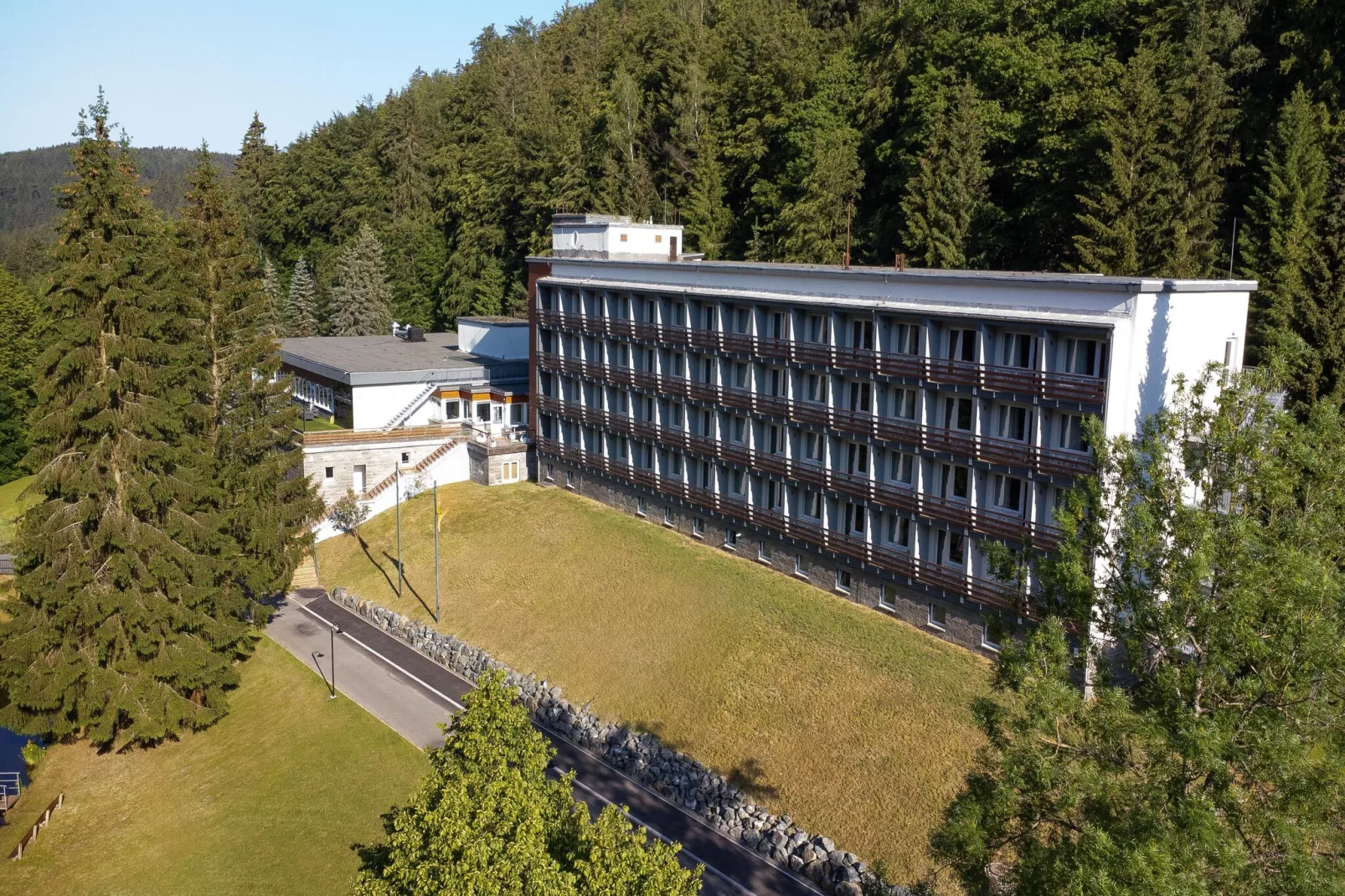 Schwarzbachtal - Double room Forest view without balcony - Außenbereich Sommer