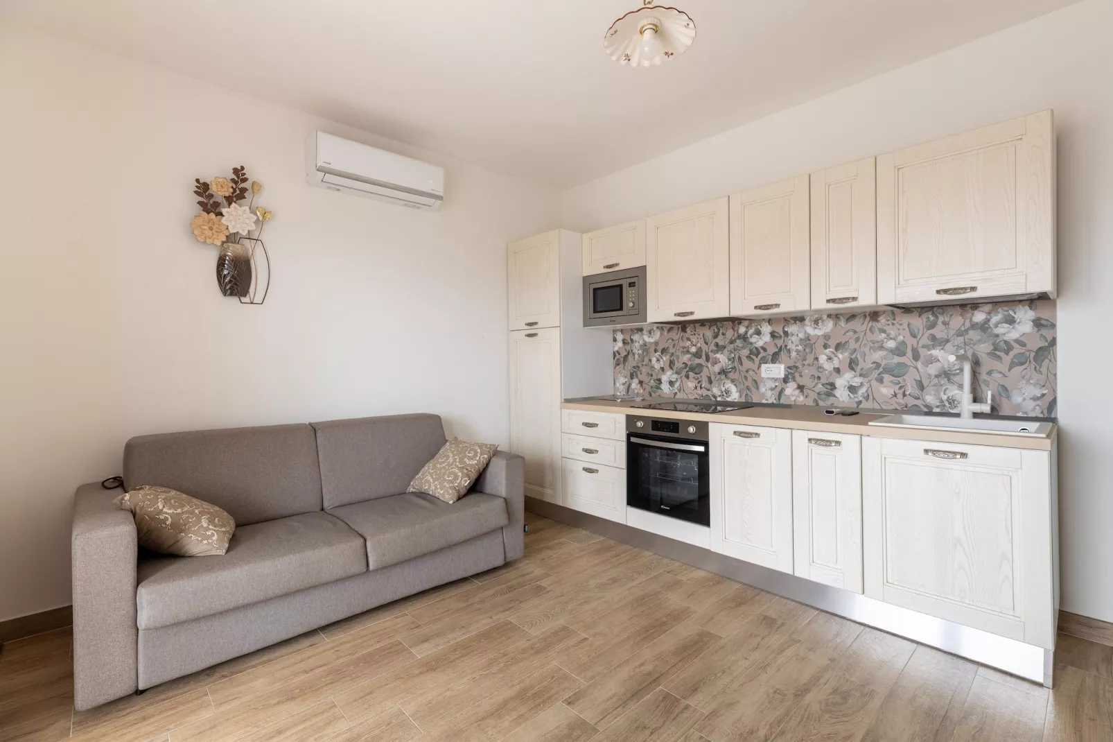 CASA GARDENIA-Living room