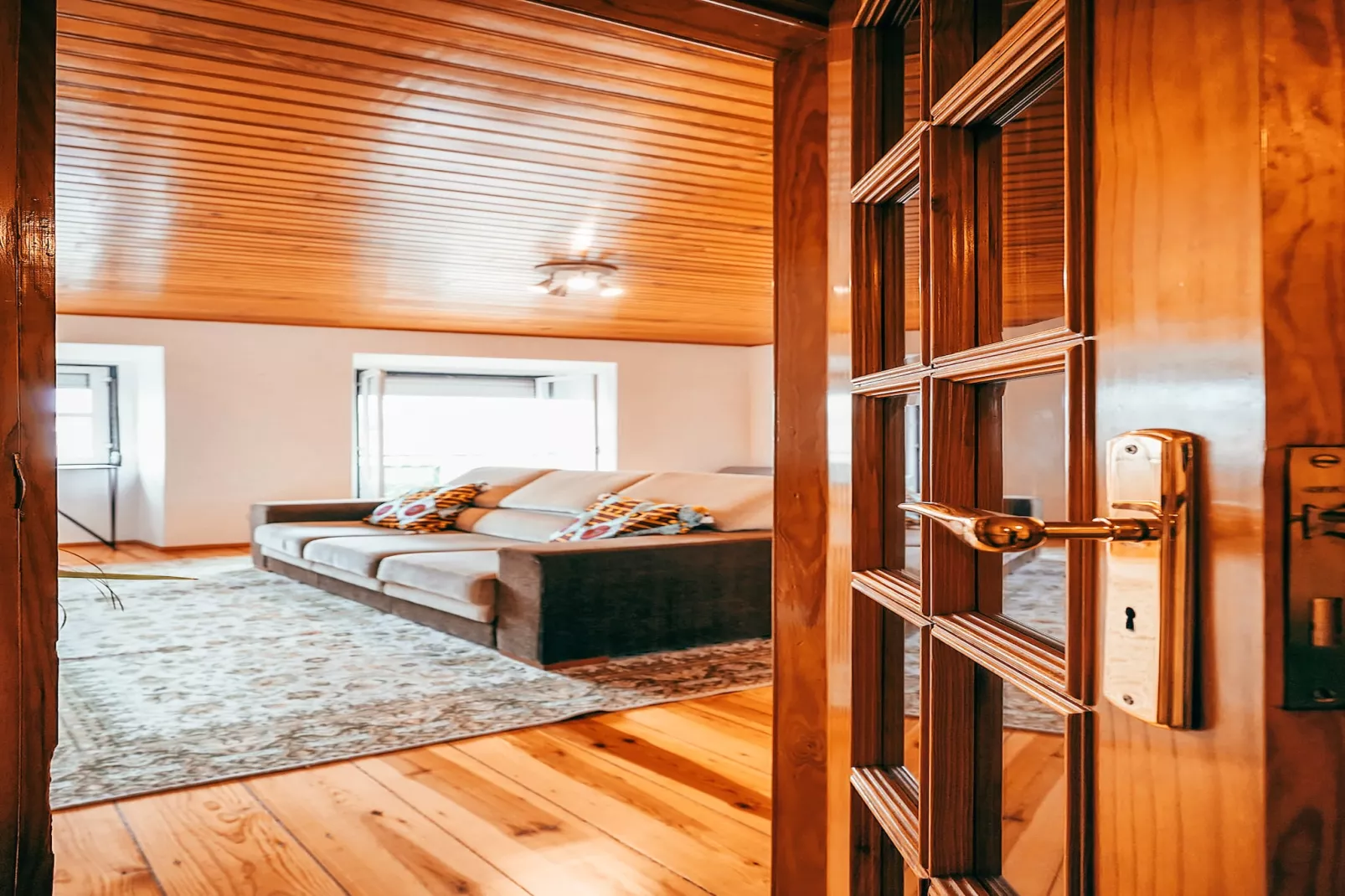 Apolónia Train Spot By Gt House - Living room