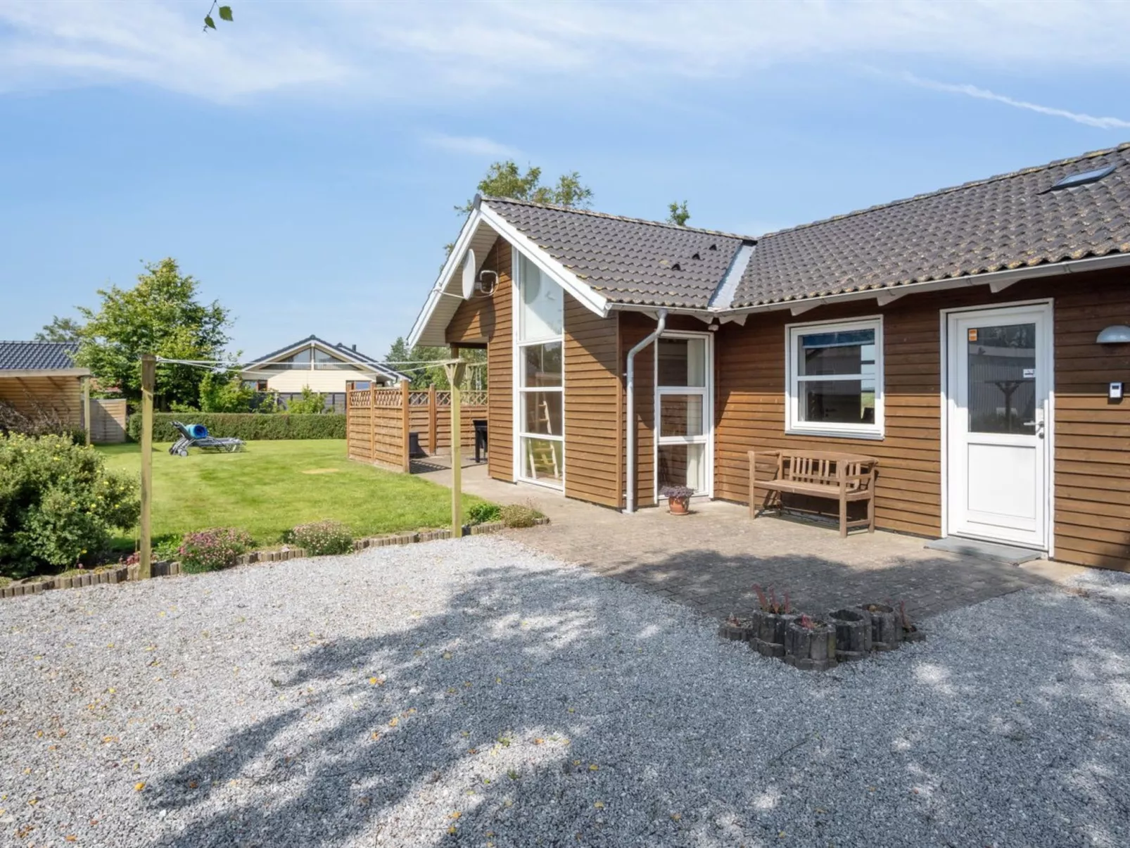 "Neno" - 100m from the sea-Draußen