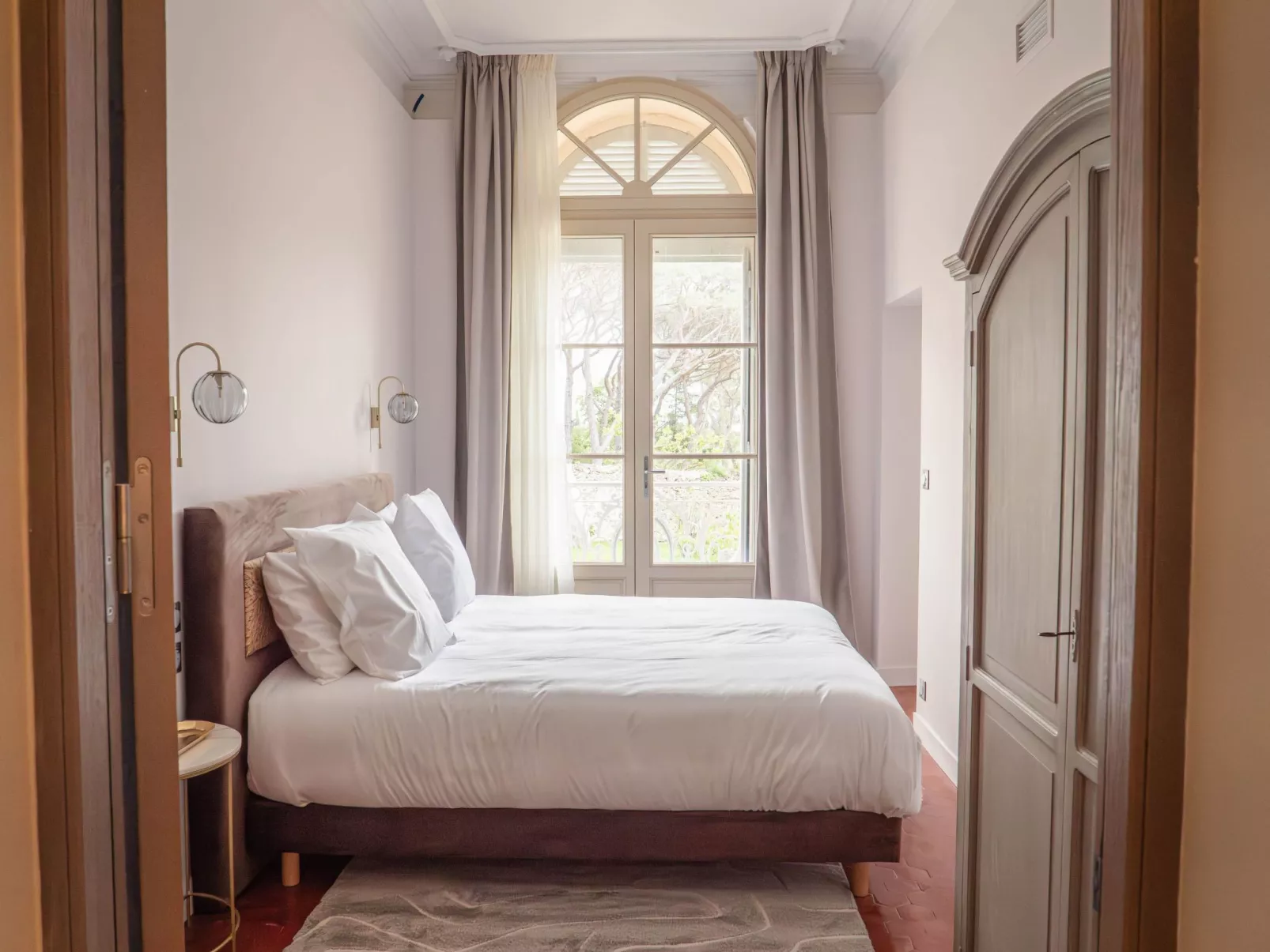 Chez Nerthe, 5-Sterne-Haus mit privatem Jacuzzi-Drinnen