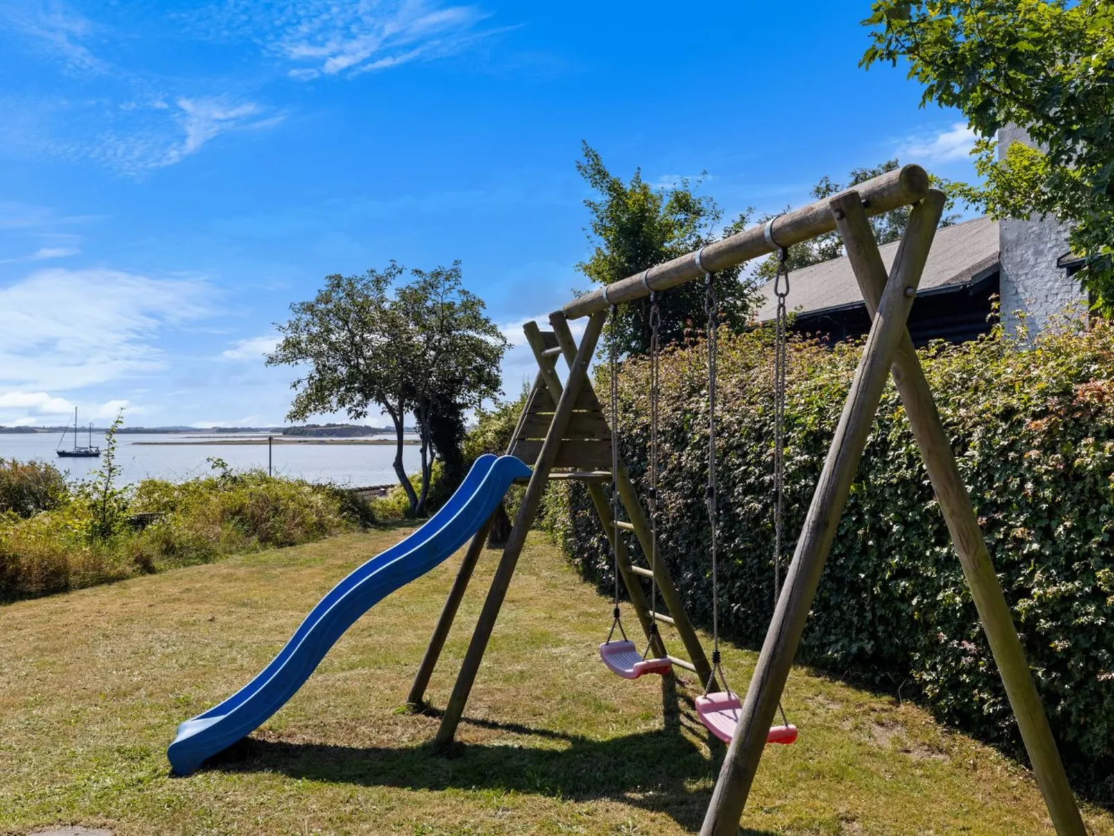 "Rajna" - 30m from the sea-Draußen