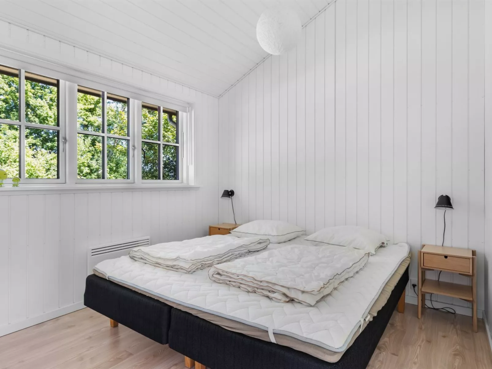 "Edvardsine" - 40m from the sea-Drinnen