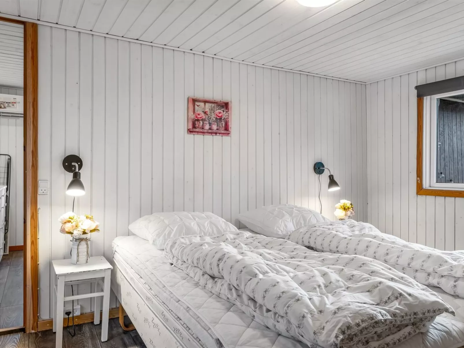 "Kaj" - 170m to the fjord-Inside