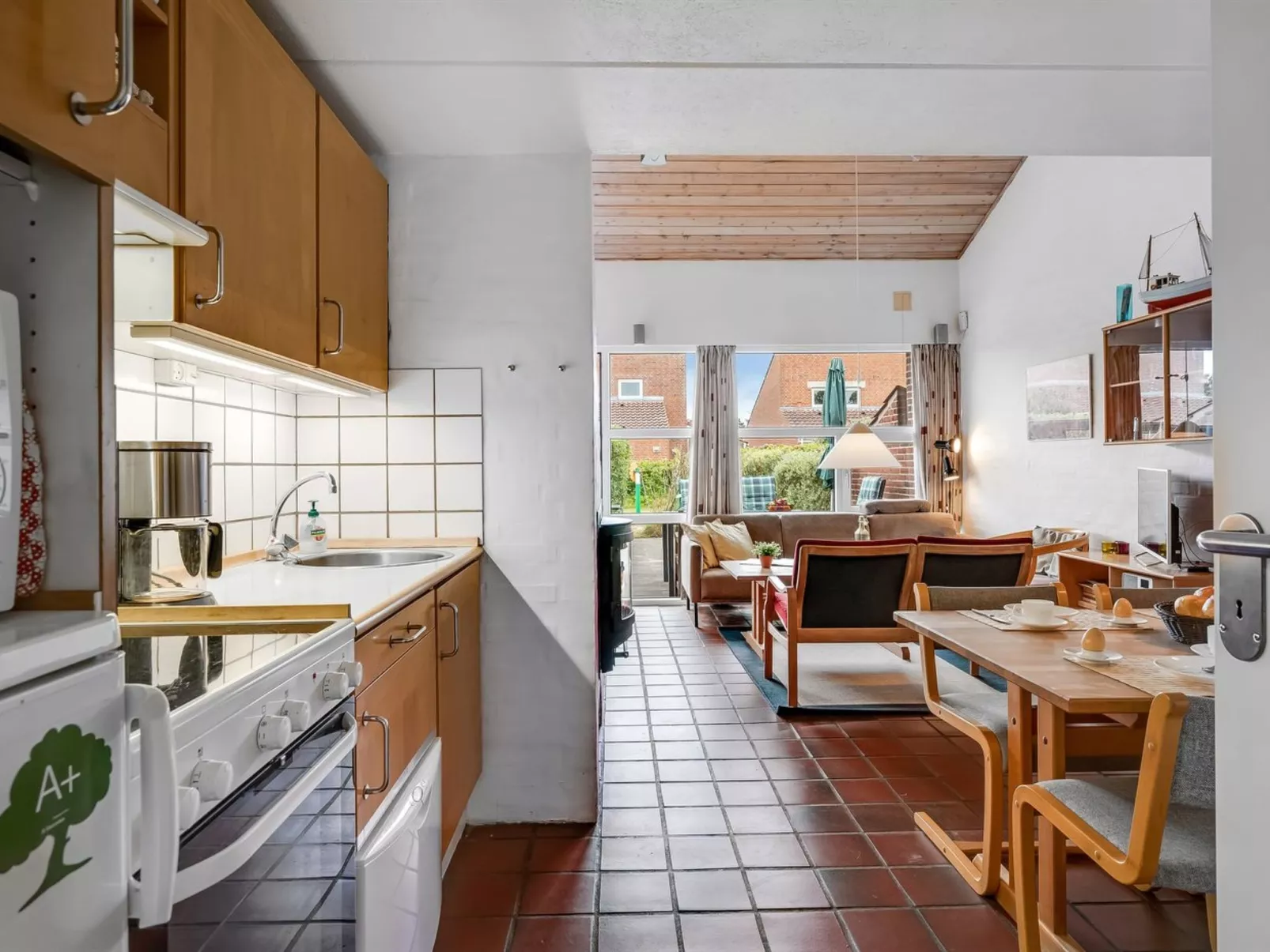 "Melle" - 500m from the sea-Drinnen