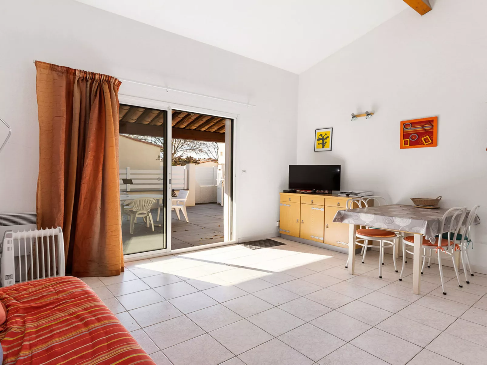 Perles du Soleil-Dedans