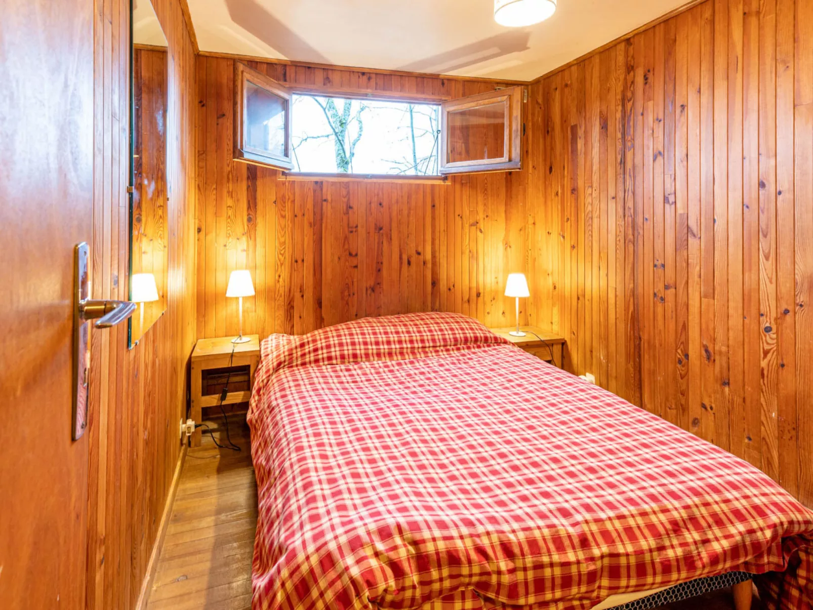 Les Cochettes-Drinnen