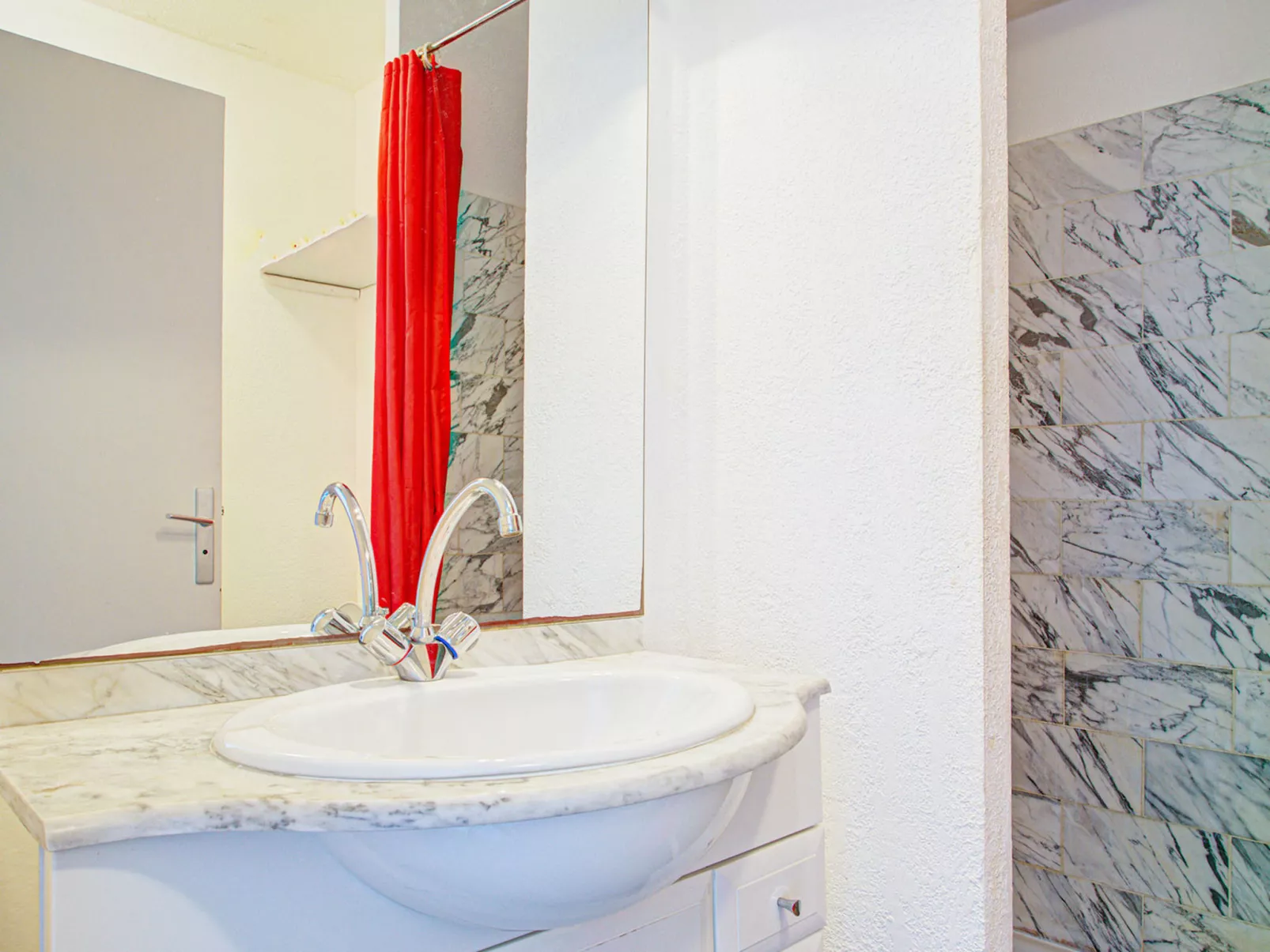 La Croisette - Inside