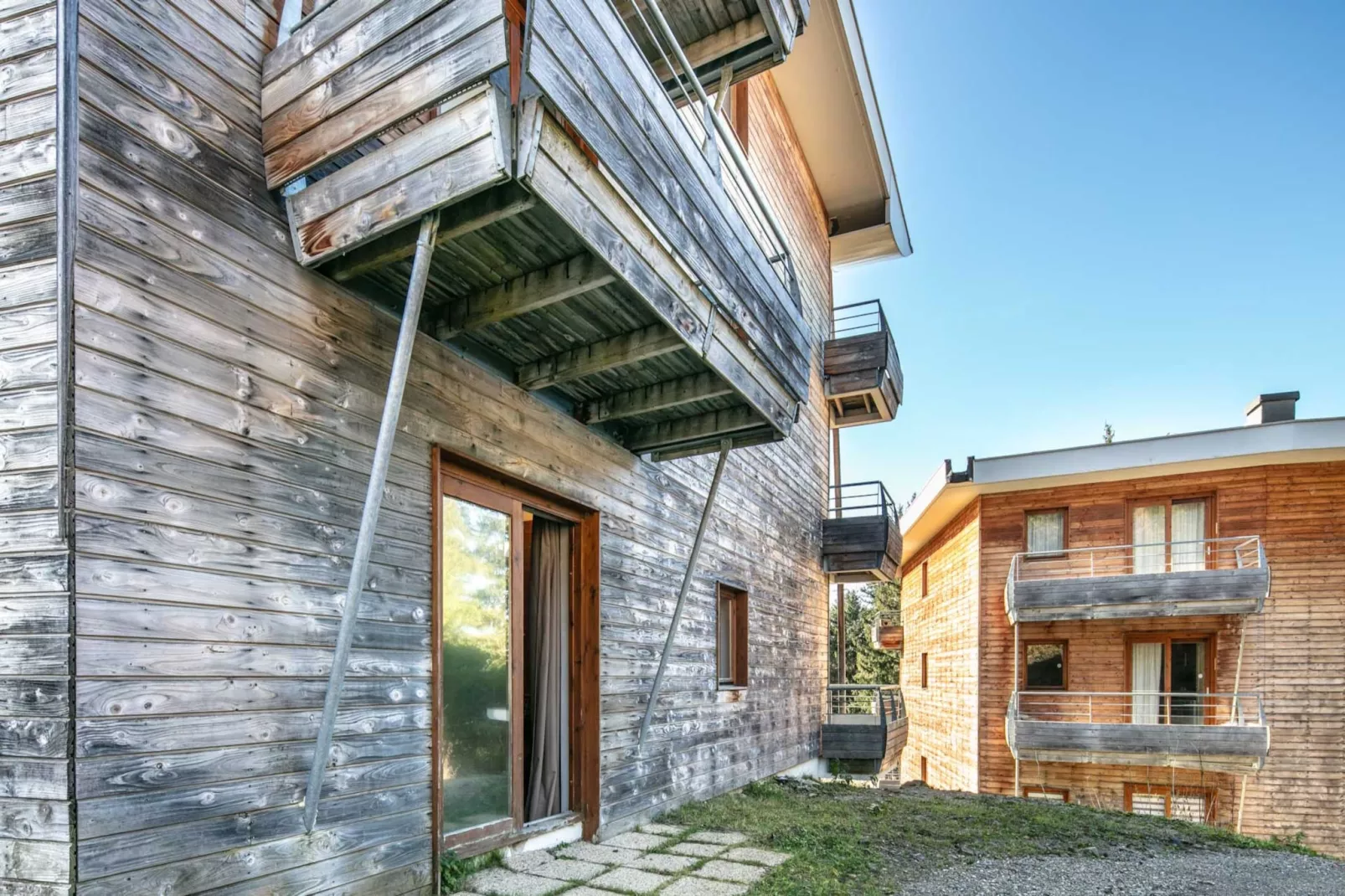 V. DU BACHAT - JOUBARBES N°03 - 2P4-Outdoor