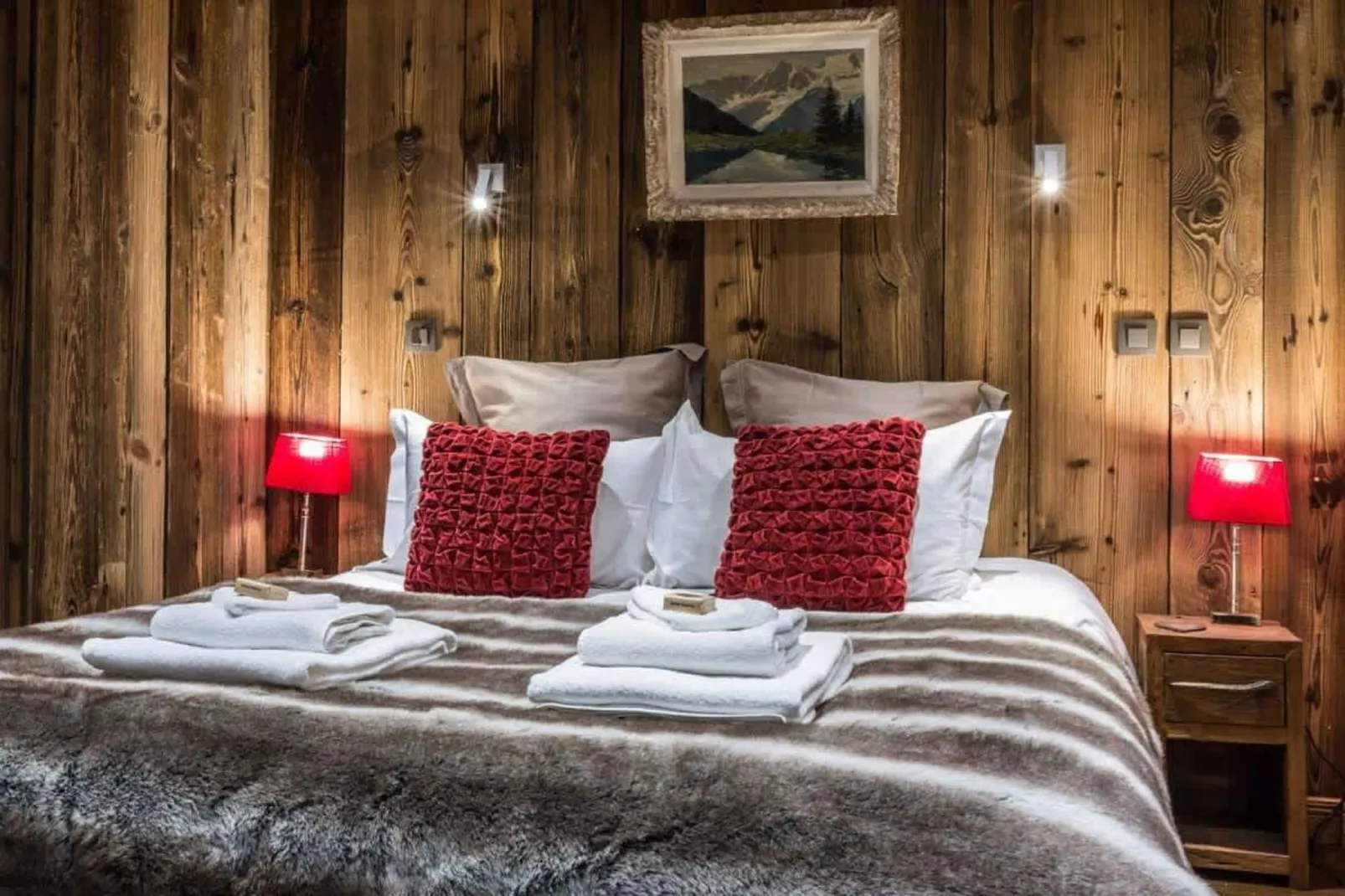 Chalet de luxe tout comfort avec jacuzzi sauna-Chambre