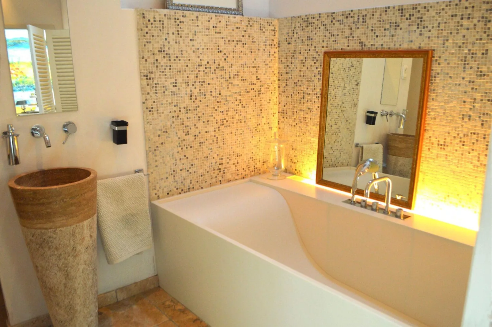 Villa la vue Tourrettane-Badezimmer