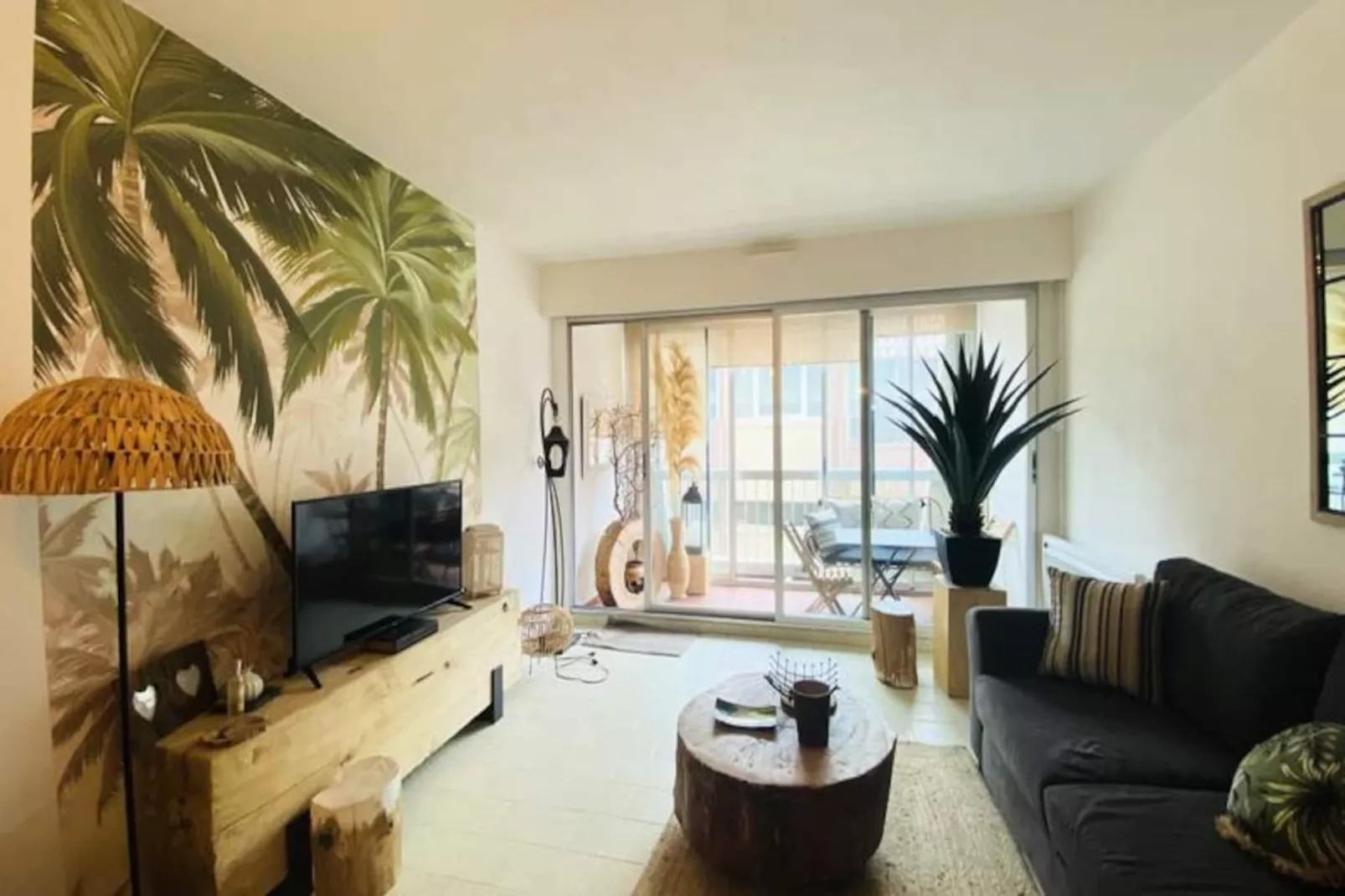 Résidence La M&eacute;diterran&eacute;e Appartement Au Coeur Du Village 50 M De La Plage-Untagged