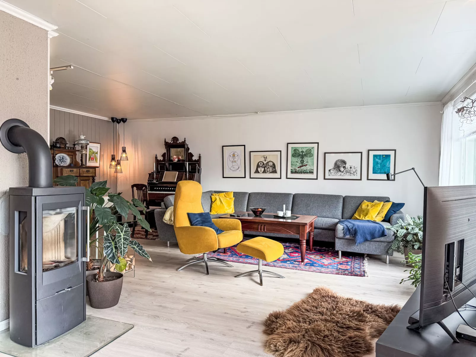 Høyanger Panorama - Inside