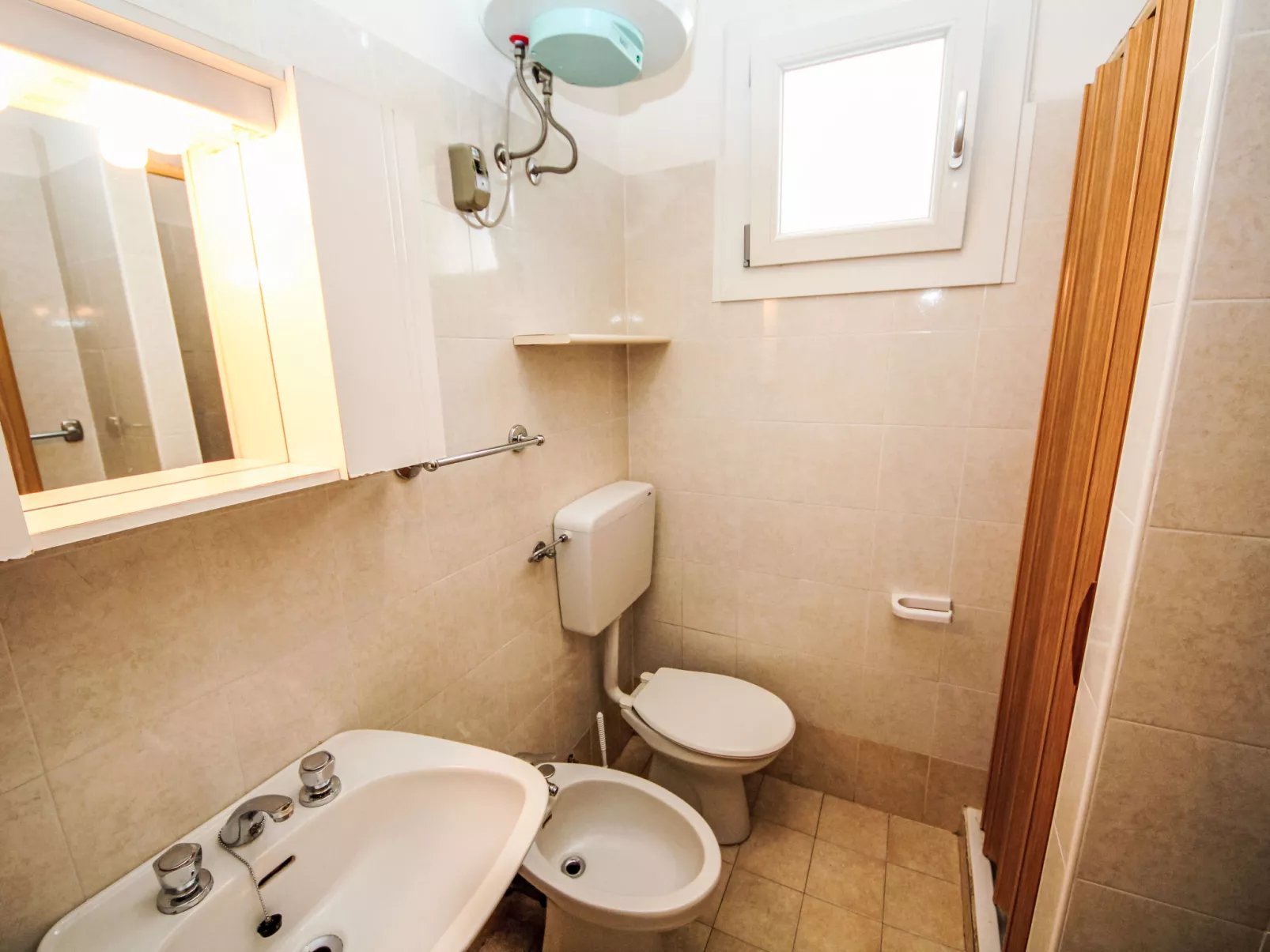 Adriana Salici-Inside