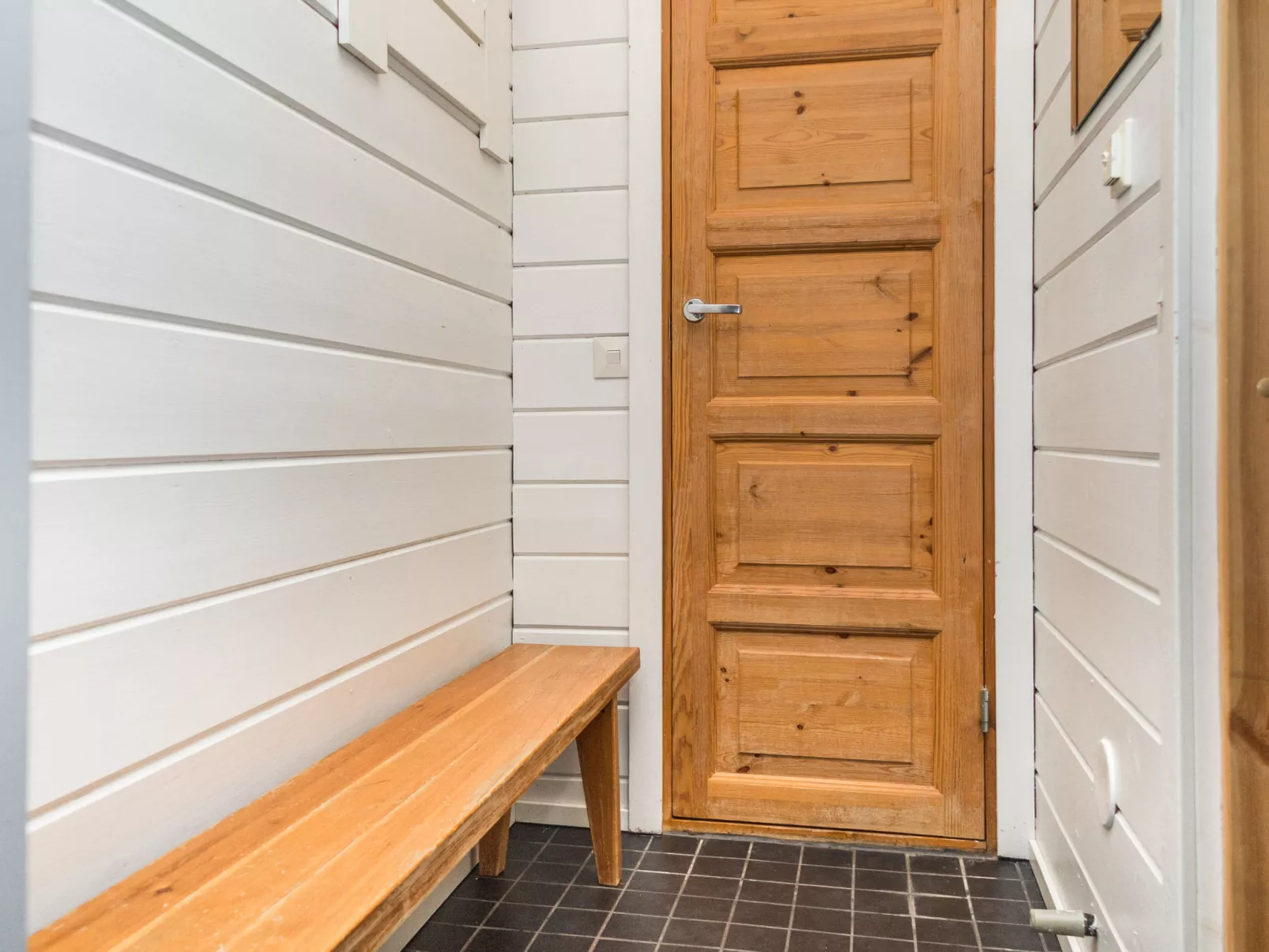 Voimatahko - Drinnen