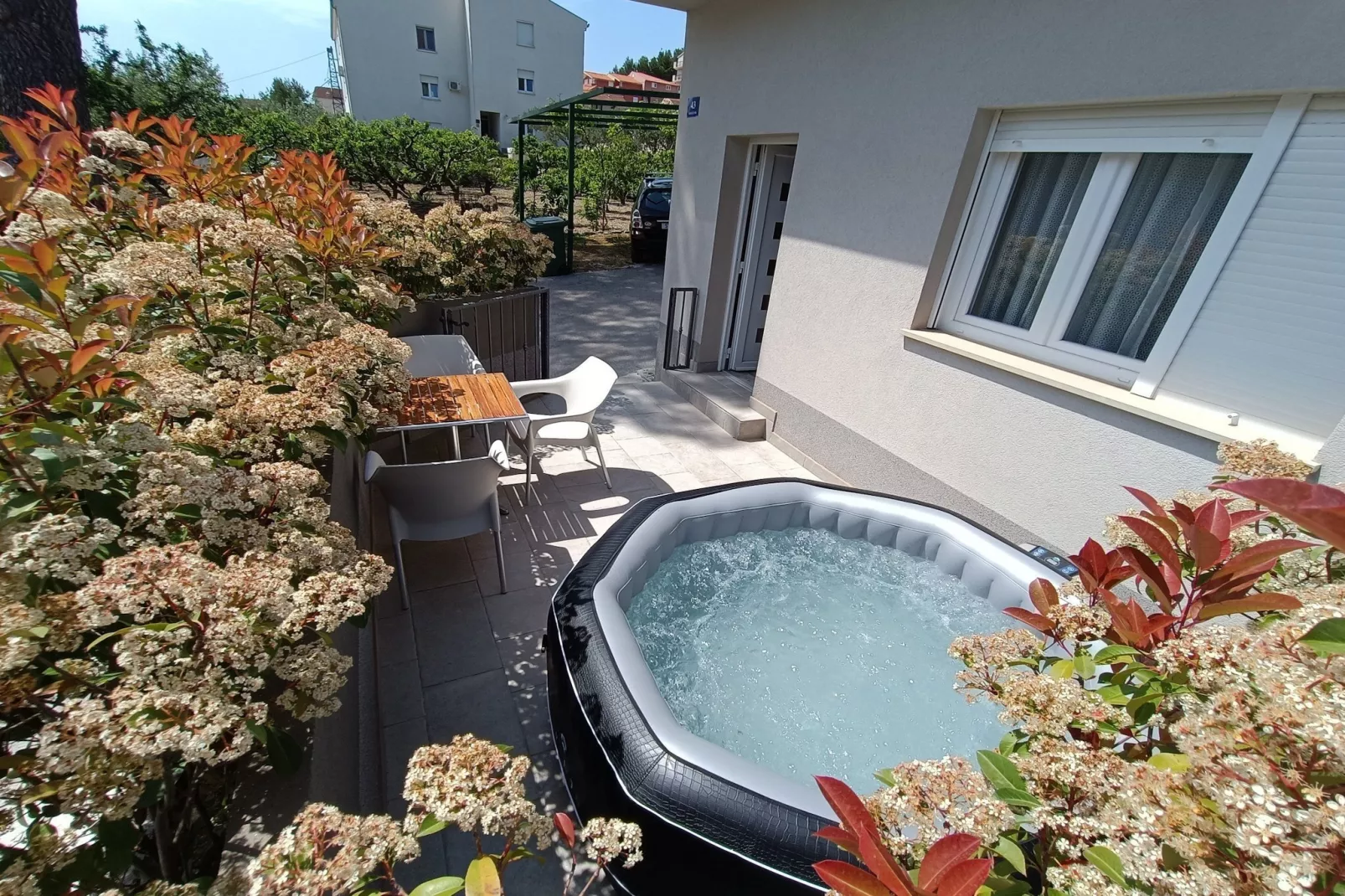 Holiday Home Relax -  One Bedroom Holiday Home with Hot Tub-Outdoor