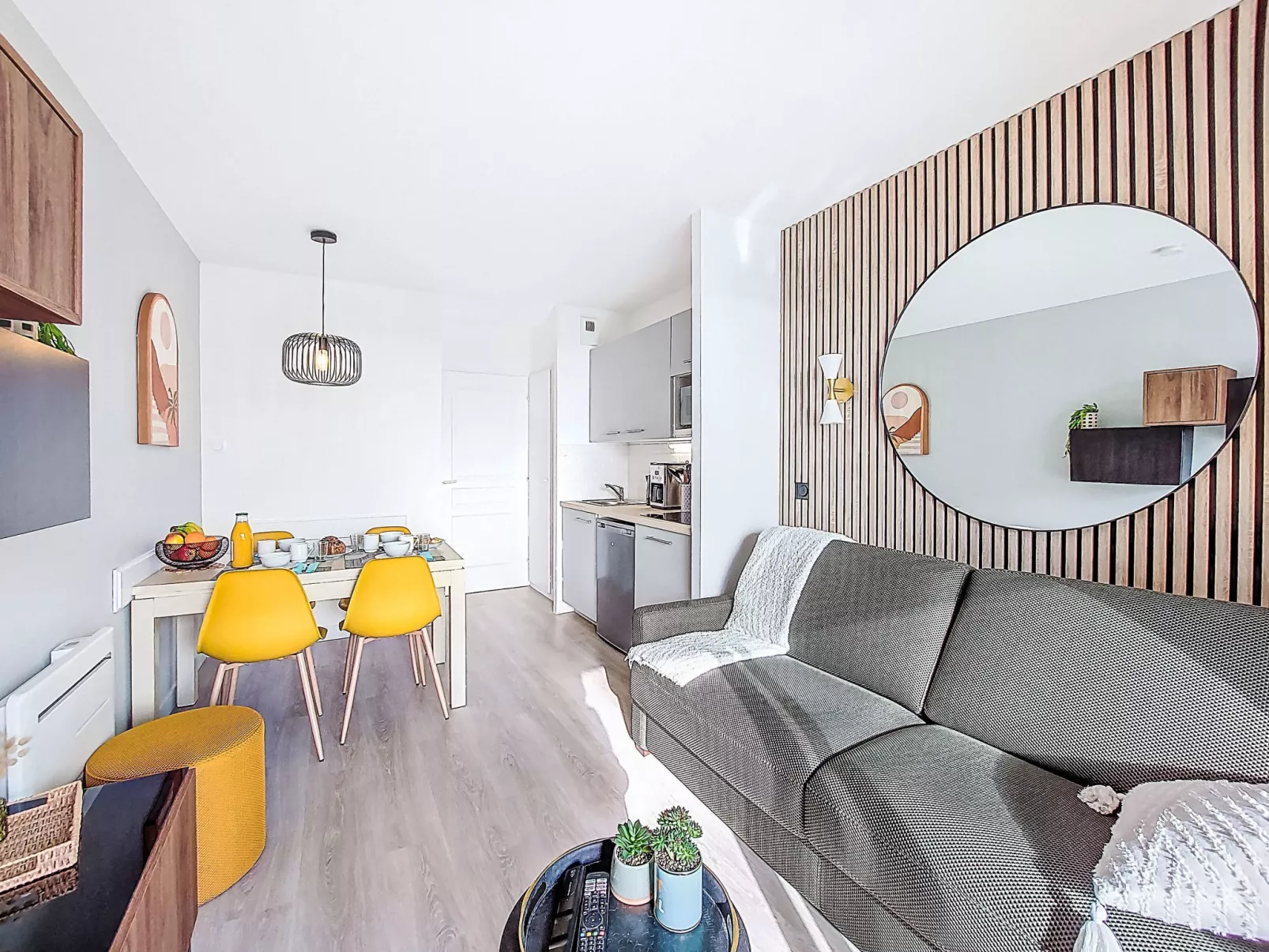 Garden and Sea- Appt T2 moderne, vue mer - Drinnen