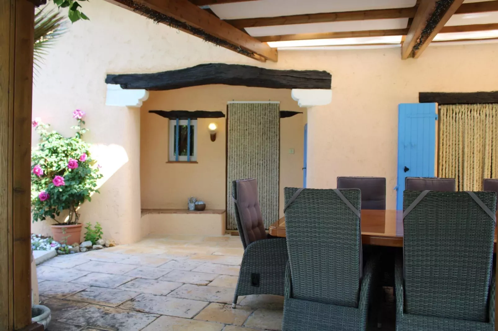 Villa La Mayanne-Terrace balcony