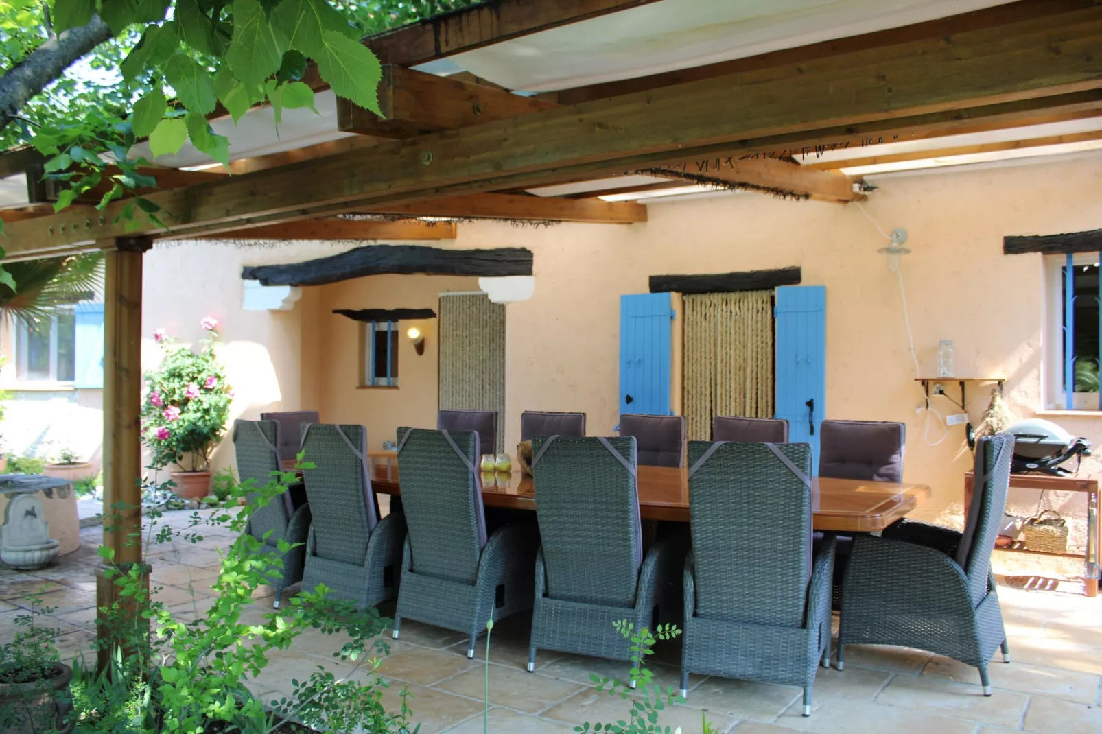Villa La Mayanne-Terrace balcony
