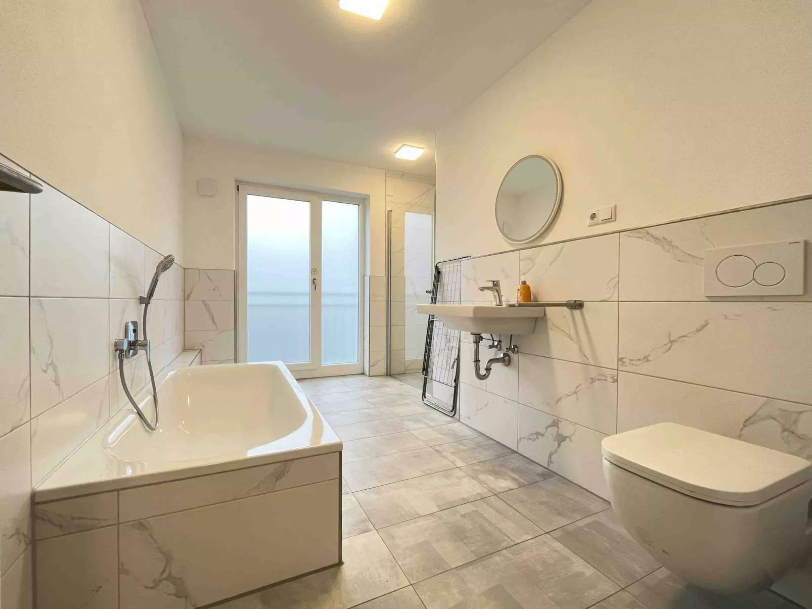 LAP105 - Image-tags.info