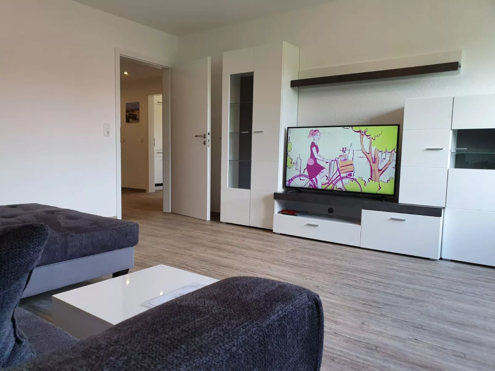 Kernsaniertes Apartment in ruhiger und zentraler Lage - Image-tags.info