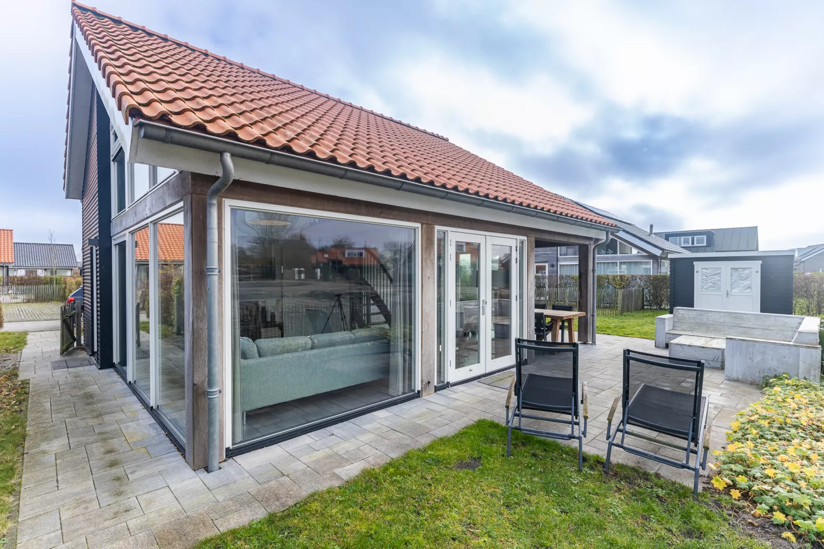 Zonnedorp 19 Modern holiday home Renesse | Beach within walking distance - Extérieur été