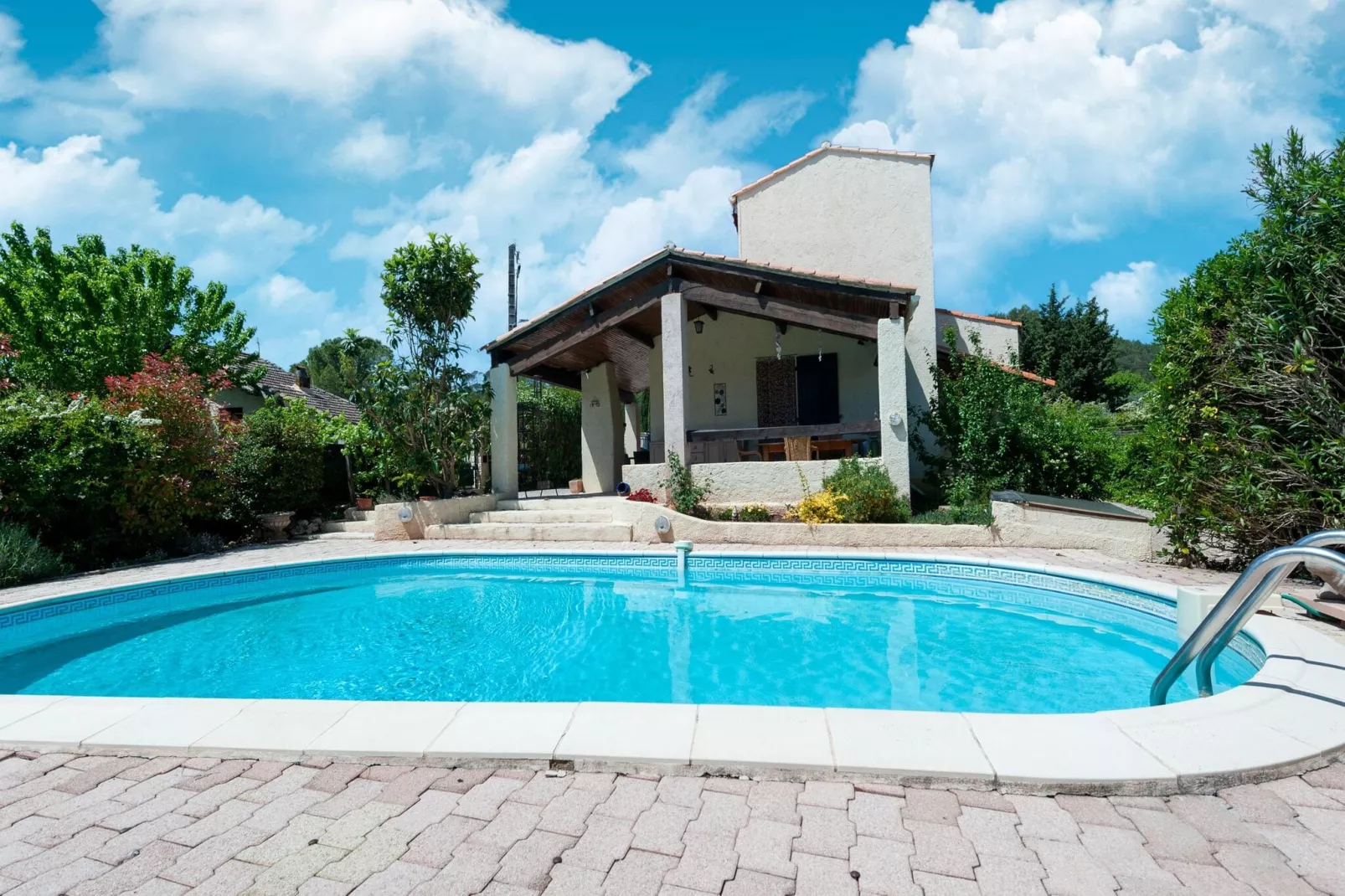 La Pouponne-Pool