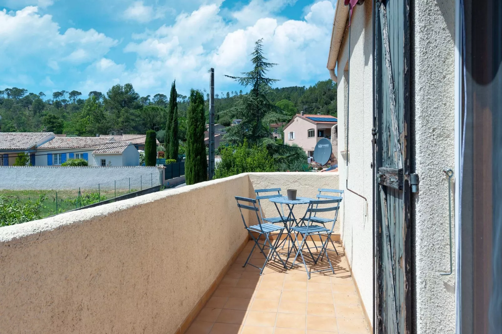 La Pouponne-Terrace balcony