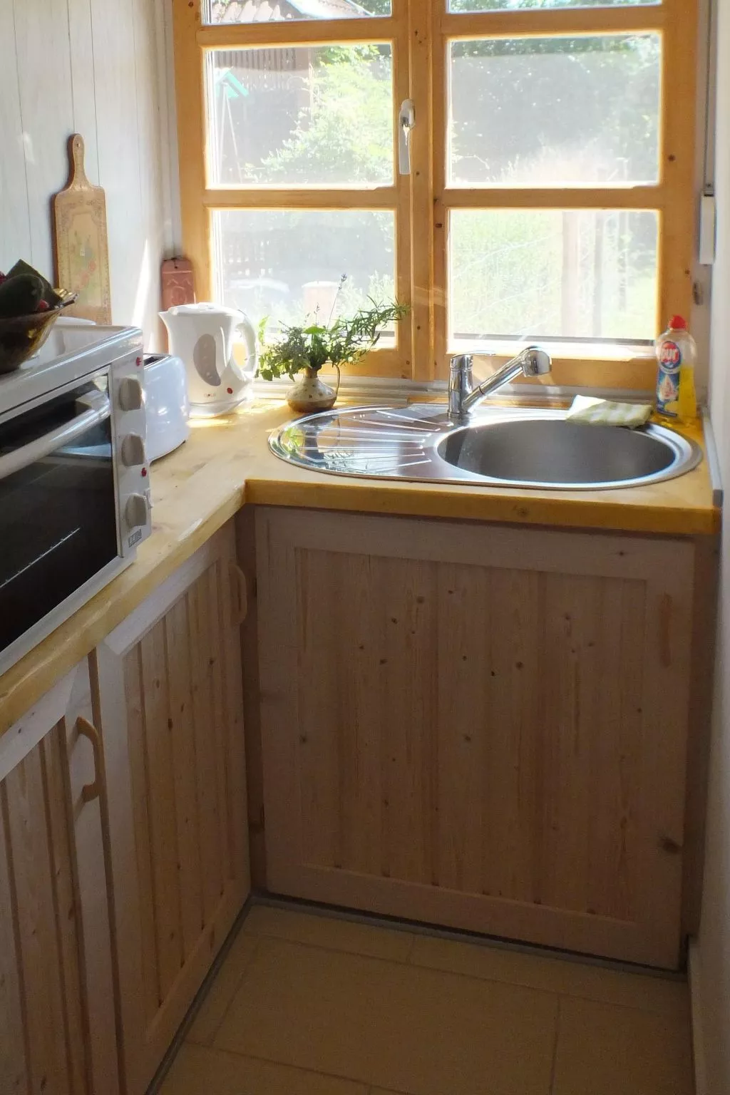 Freistehendes Ferienhaus beim Wellnessbad mit eingezäuntem Garten und Terrasse - Image-tags.info