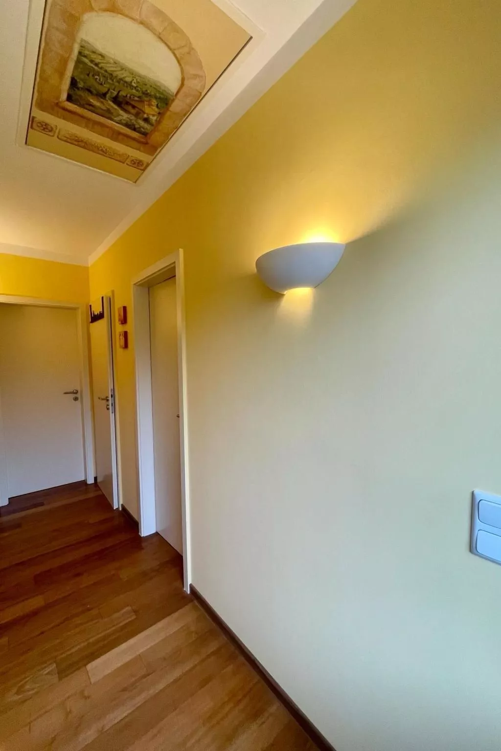 In Wischuer mit Terrasse, Grill und Garten - Image-tags.info