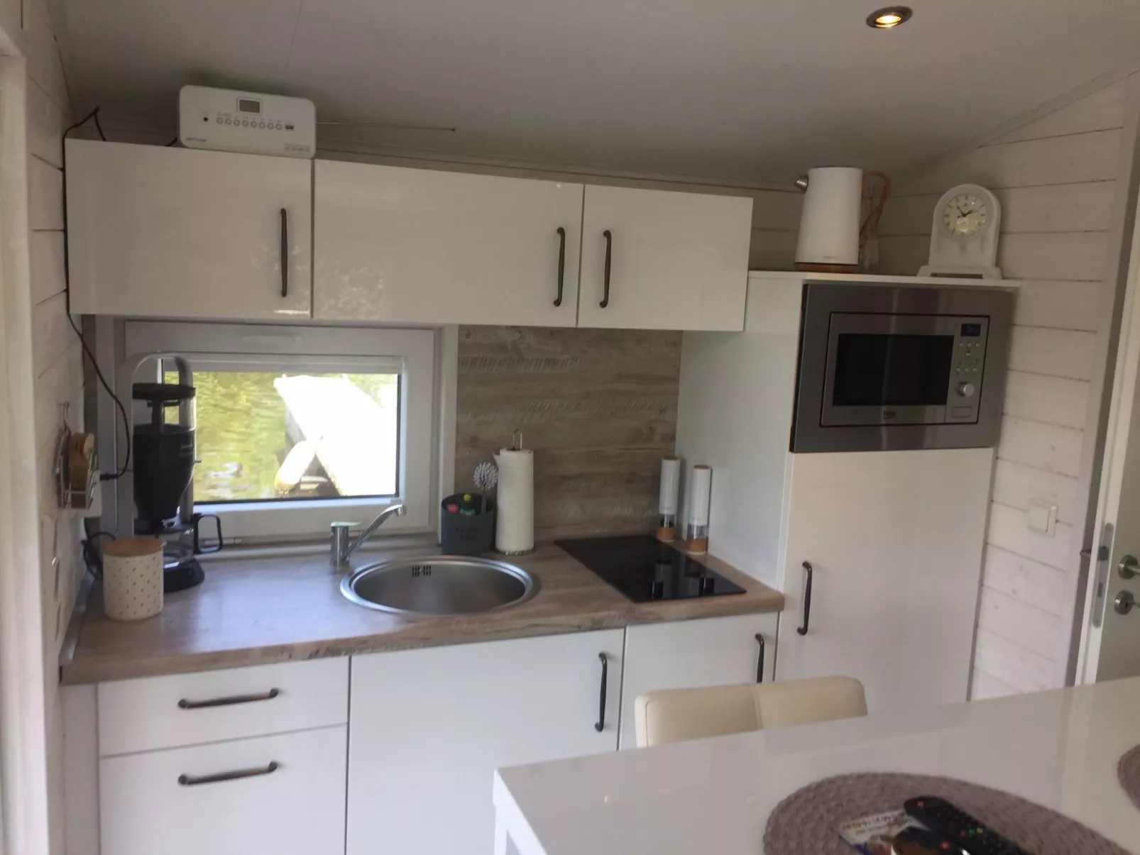 Hausboot KHT 2 Lacet mit Elektrokamin im Salon, 1 Schlafraum, Küche, Duschbad m - Image-tags.info